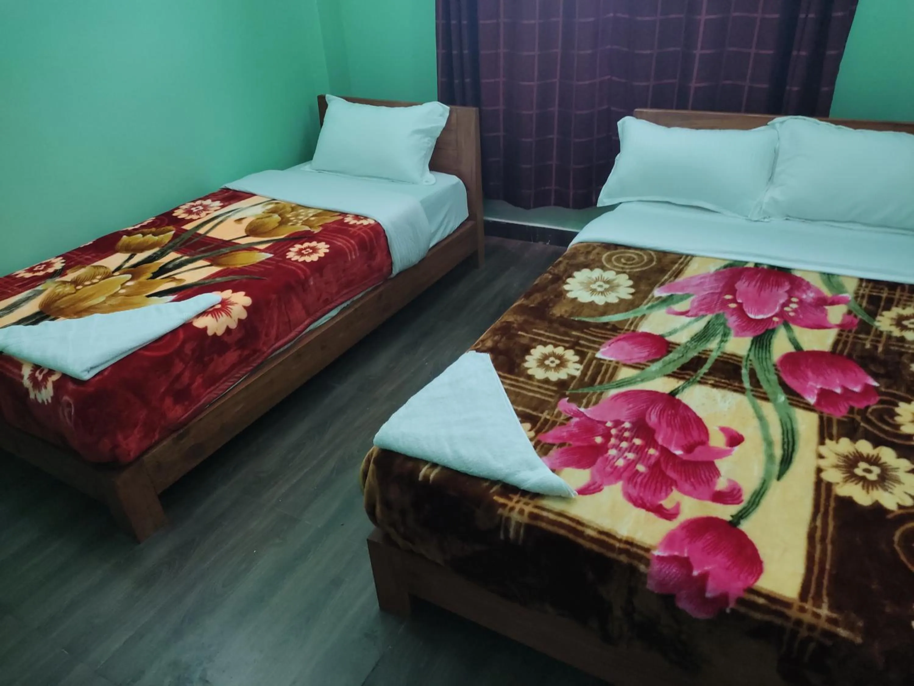 Bedroom, Bed in Harry Guest House & Restaurant