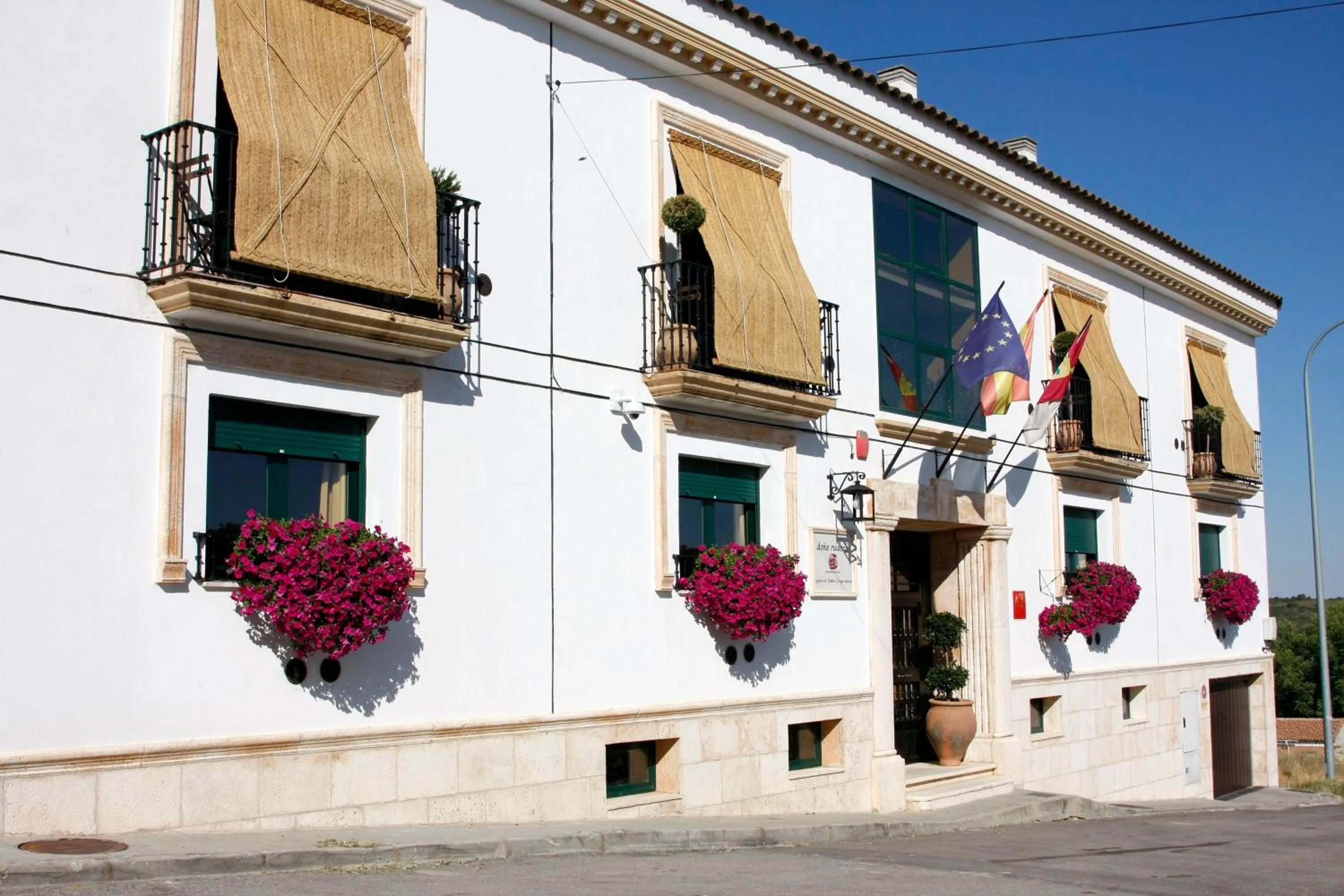 Facade/entrance in Doña Ruidera