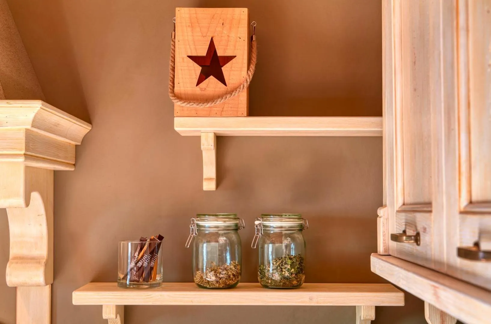 Decorative detail in Agriturismo Rini