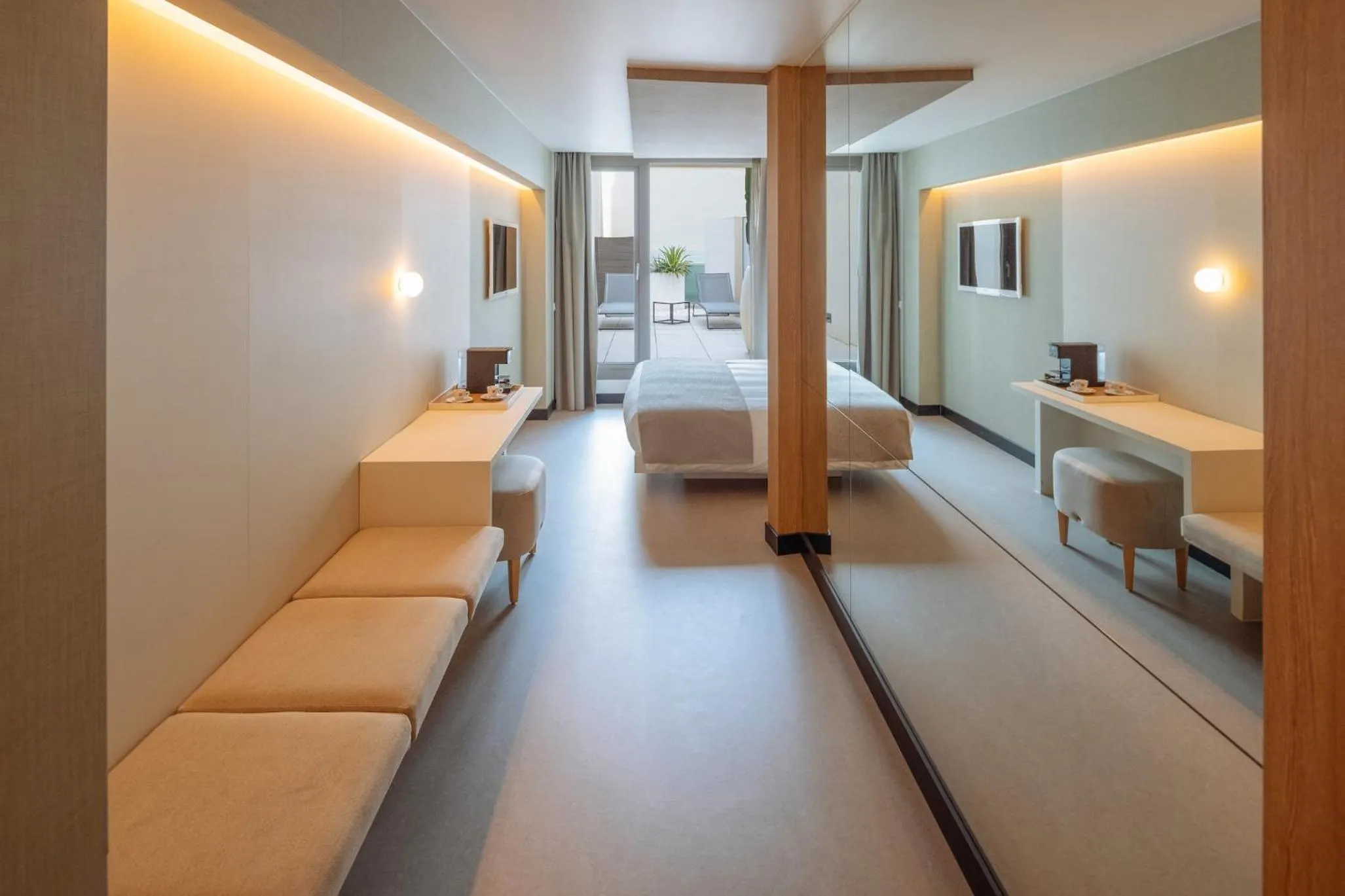 Photo of the whole room, Bed in Hotel Arconte, Adults Only