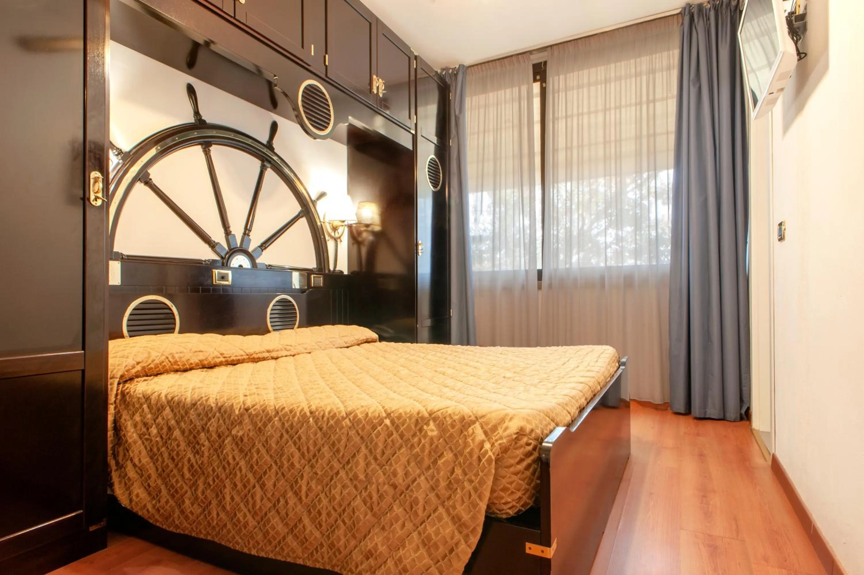 Bed in Hotel Villa Lo Scoglietto