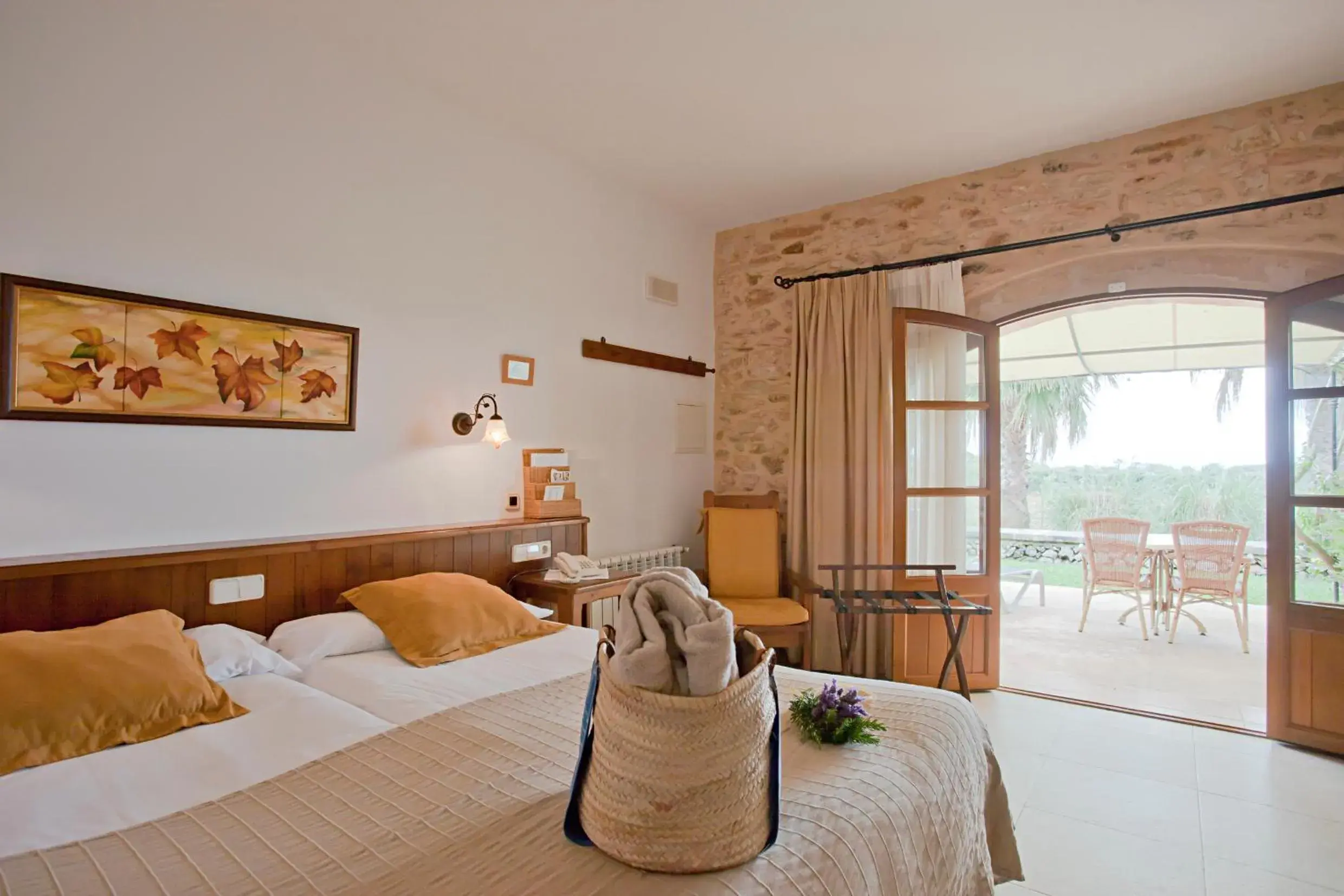 Double Room with Terrace in Agroturismo Mondrago -Antic Na Martina- Double Room with Terrace in Agroturismo Mondrago -Antic Na Martina-