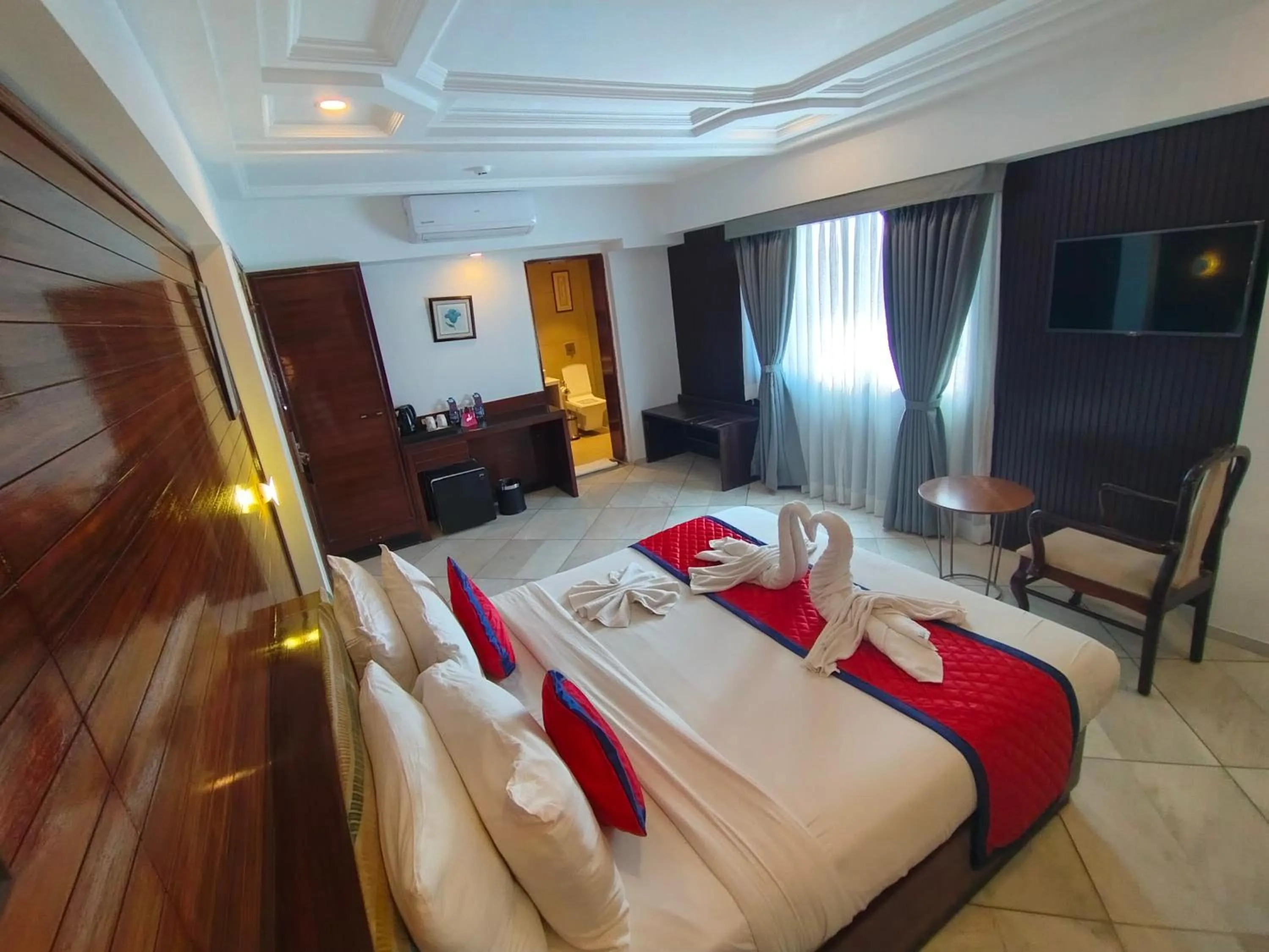 Bed in Spree Hotel Rajkot