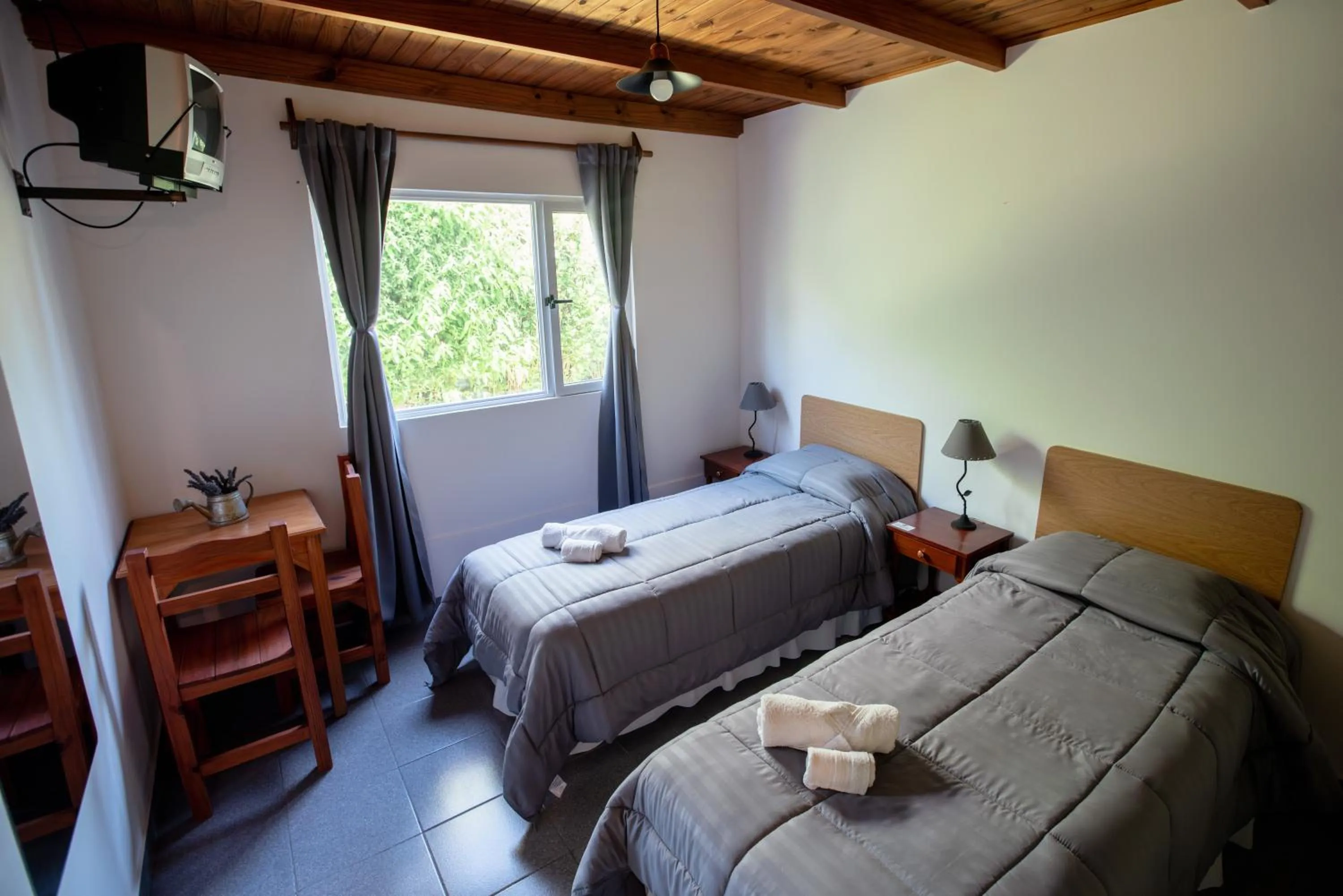 Bedroom, Bed in Los Fresnos