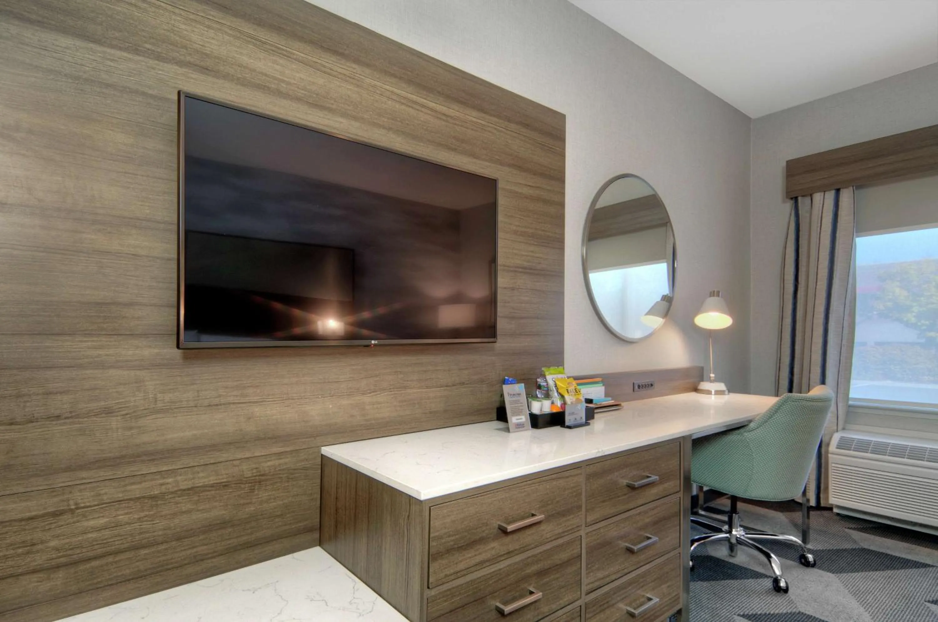 Bedroom in Hilton Garden Inn Livermore