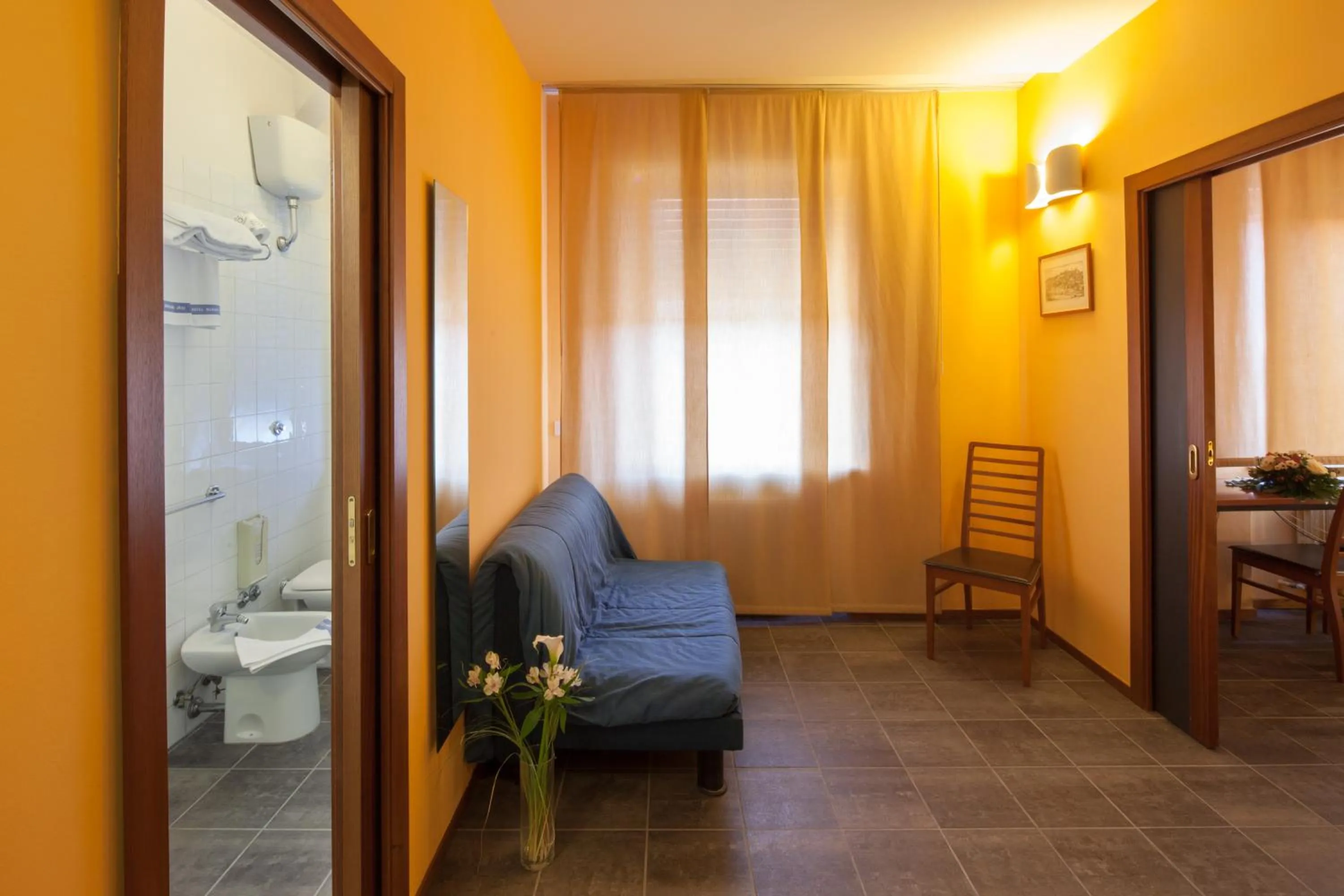 Toilet in Hotel Mariani