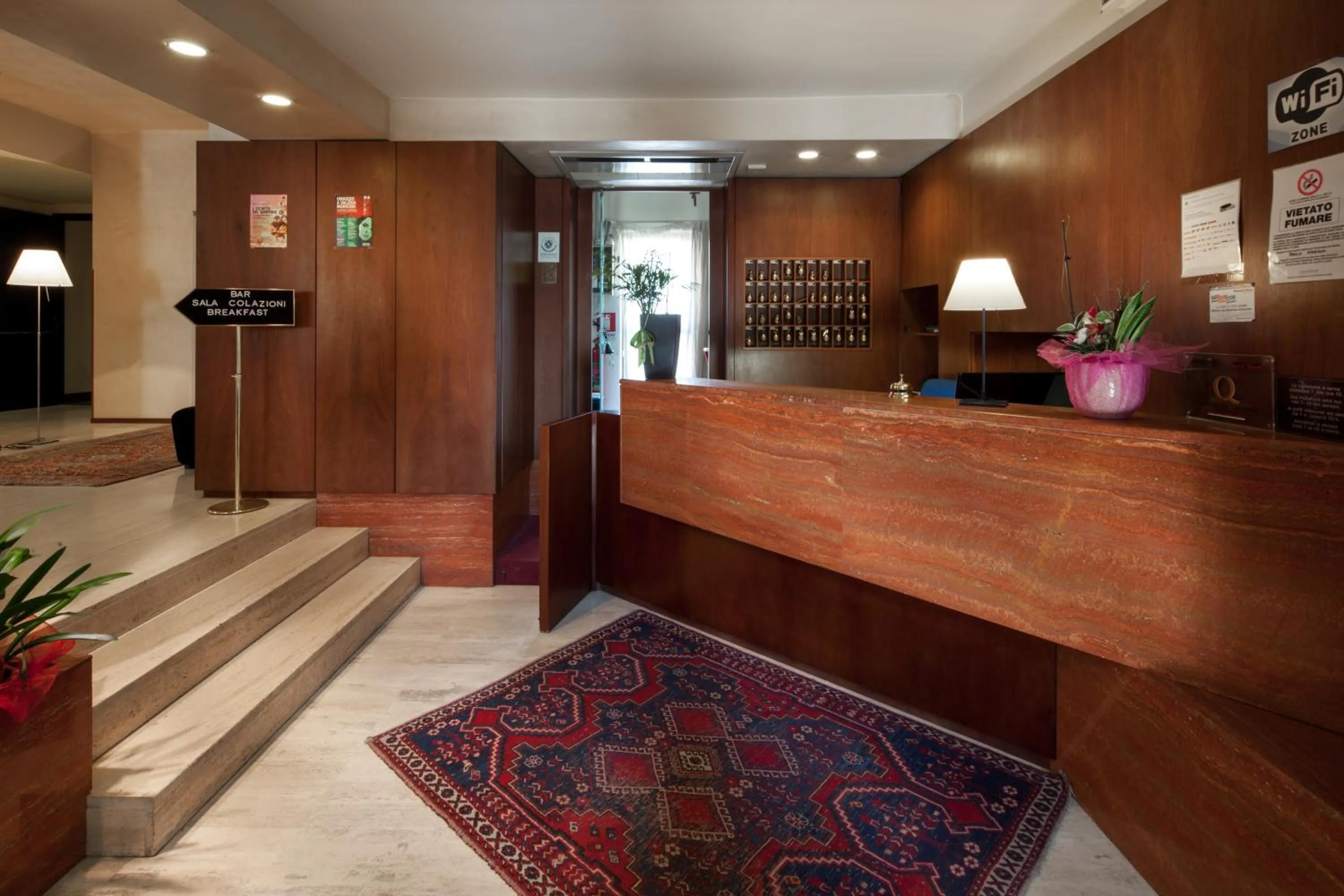 Lobby or reception in Hotel Mariani