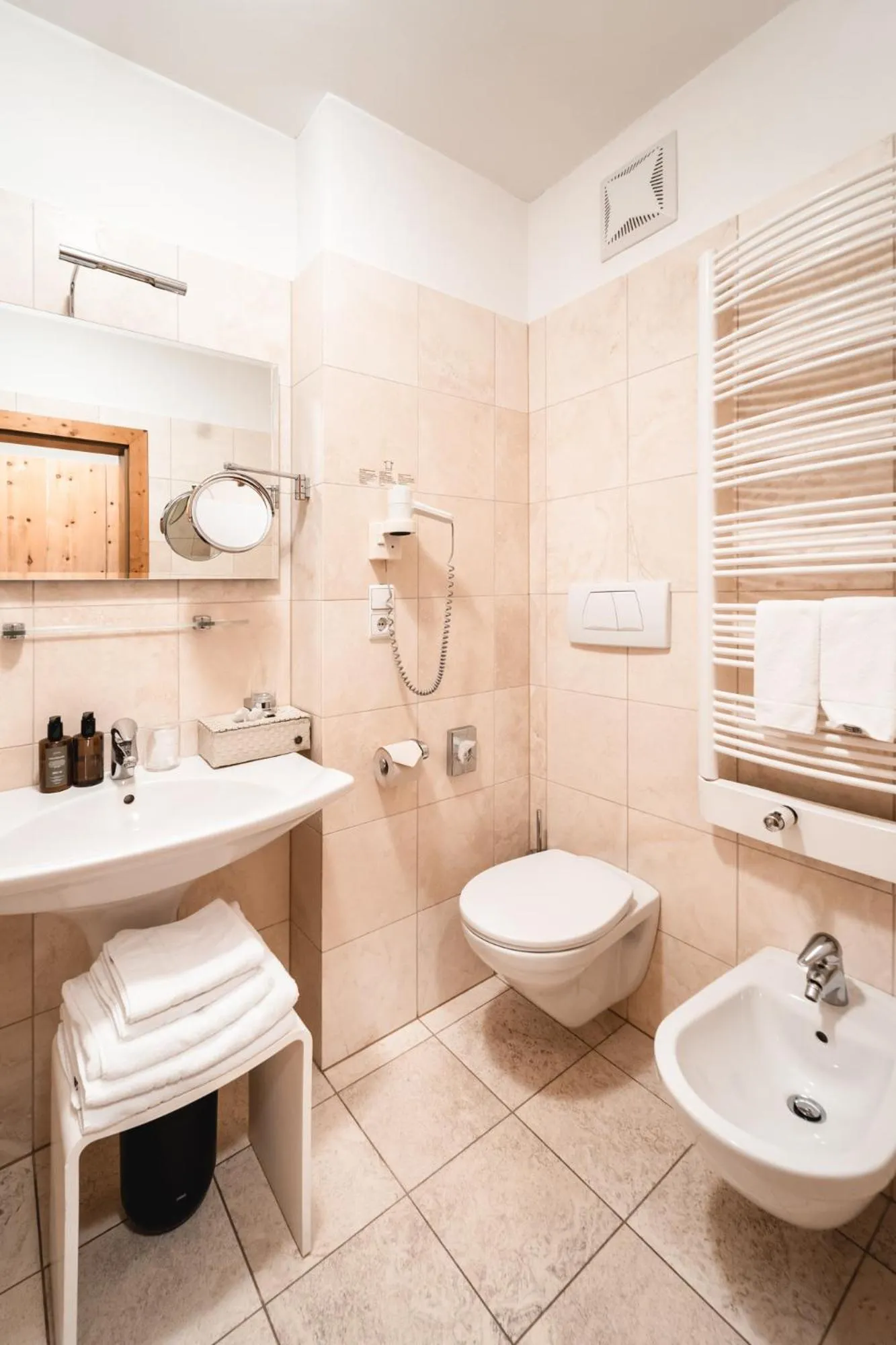 Bathroom in Naturhotel Leitlhof