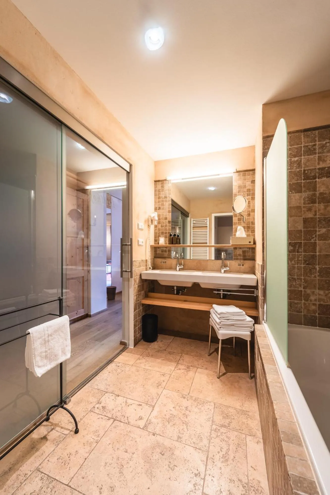 Bathroom in Naturhotel Leitlhof