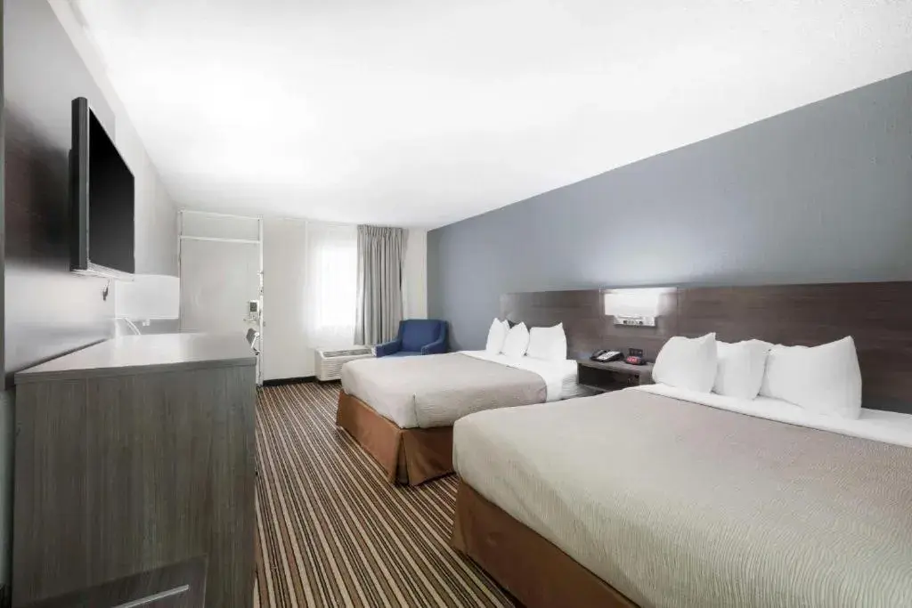 Bed in Quality Inn Memphis Downtown Bed in Quality Inn Memphis Downtown