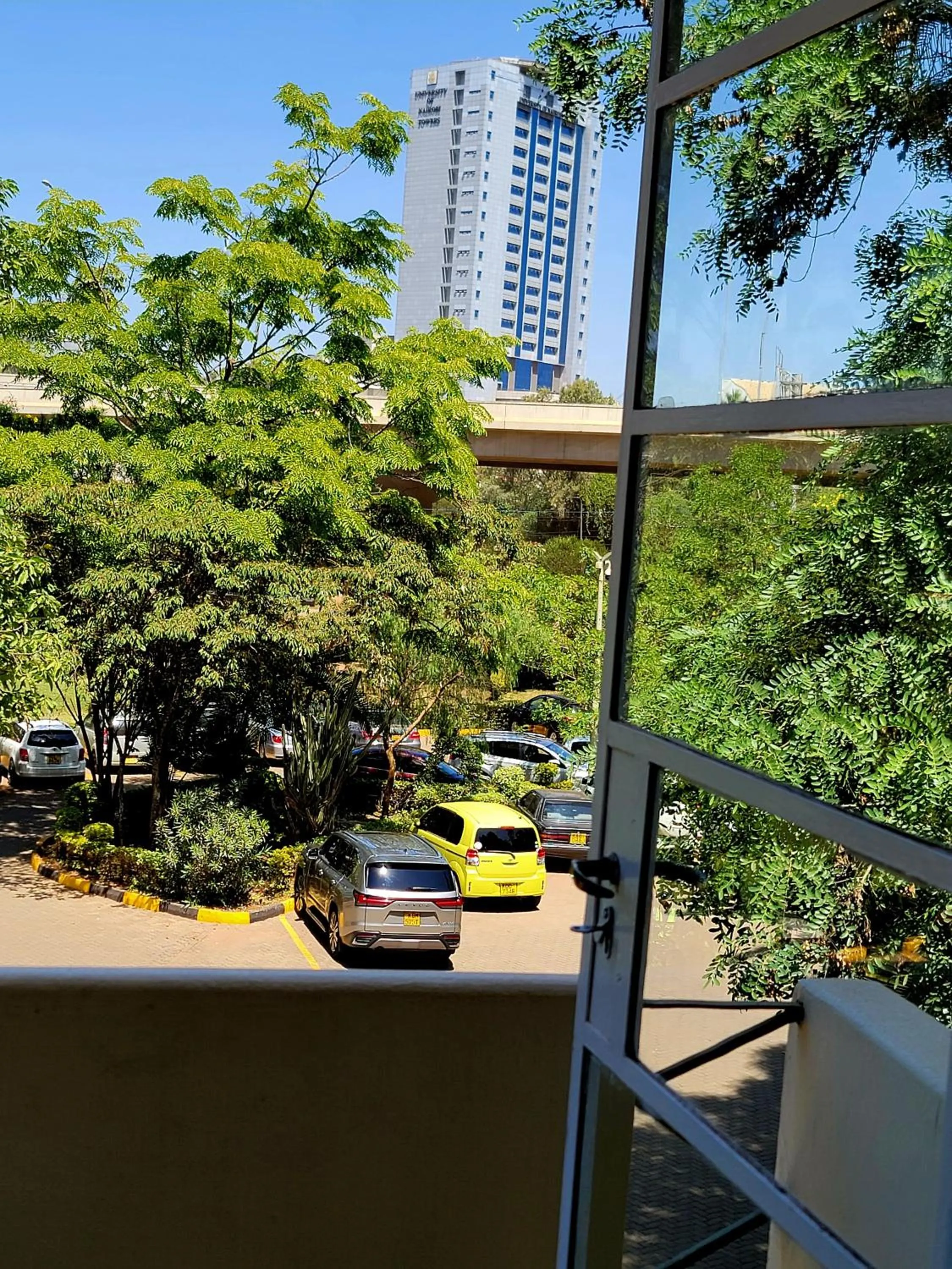 Parking in United Kenya Club
