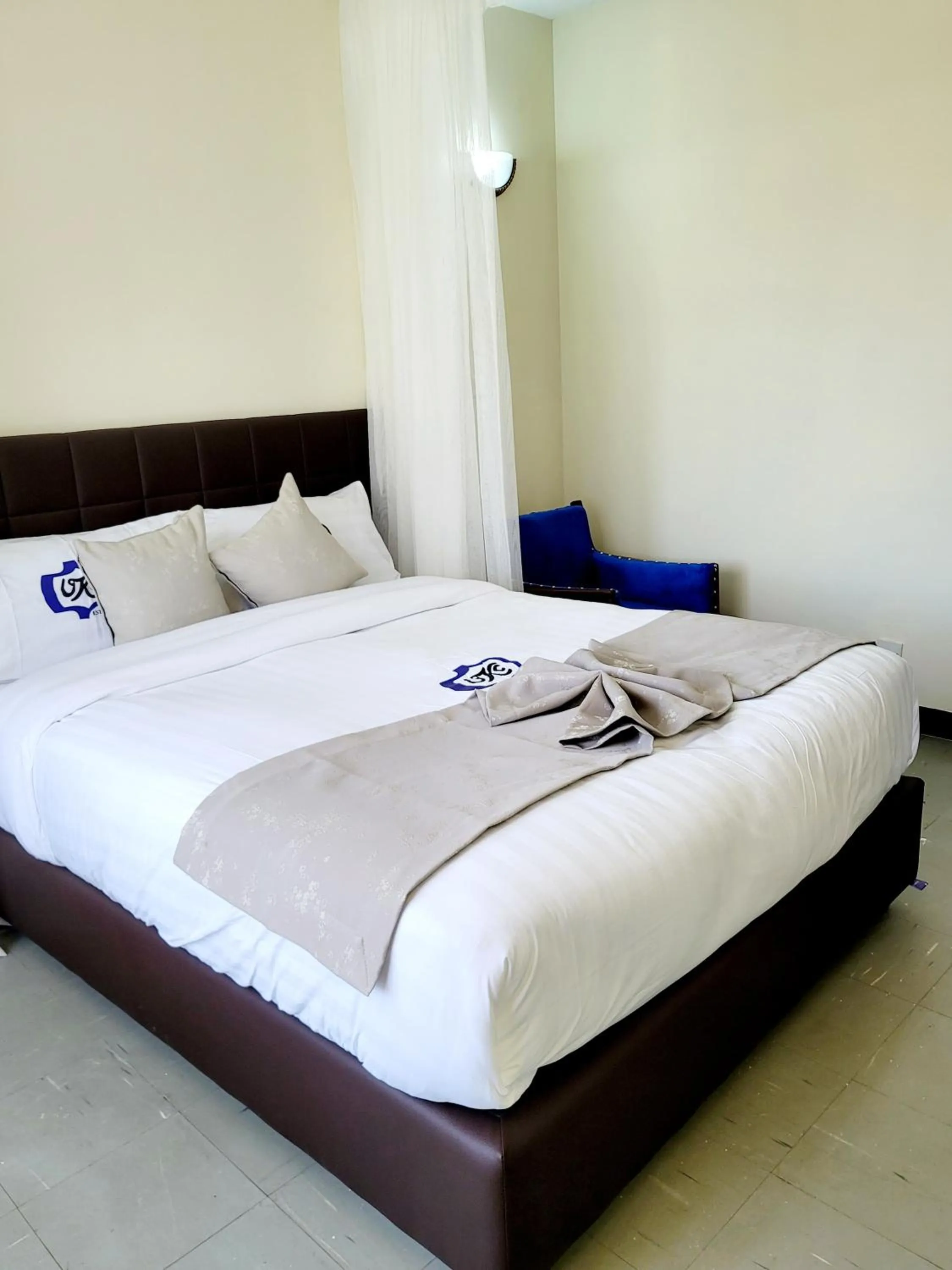 Bed in United Kenya Club