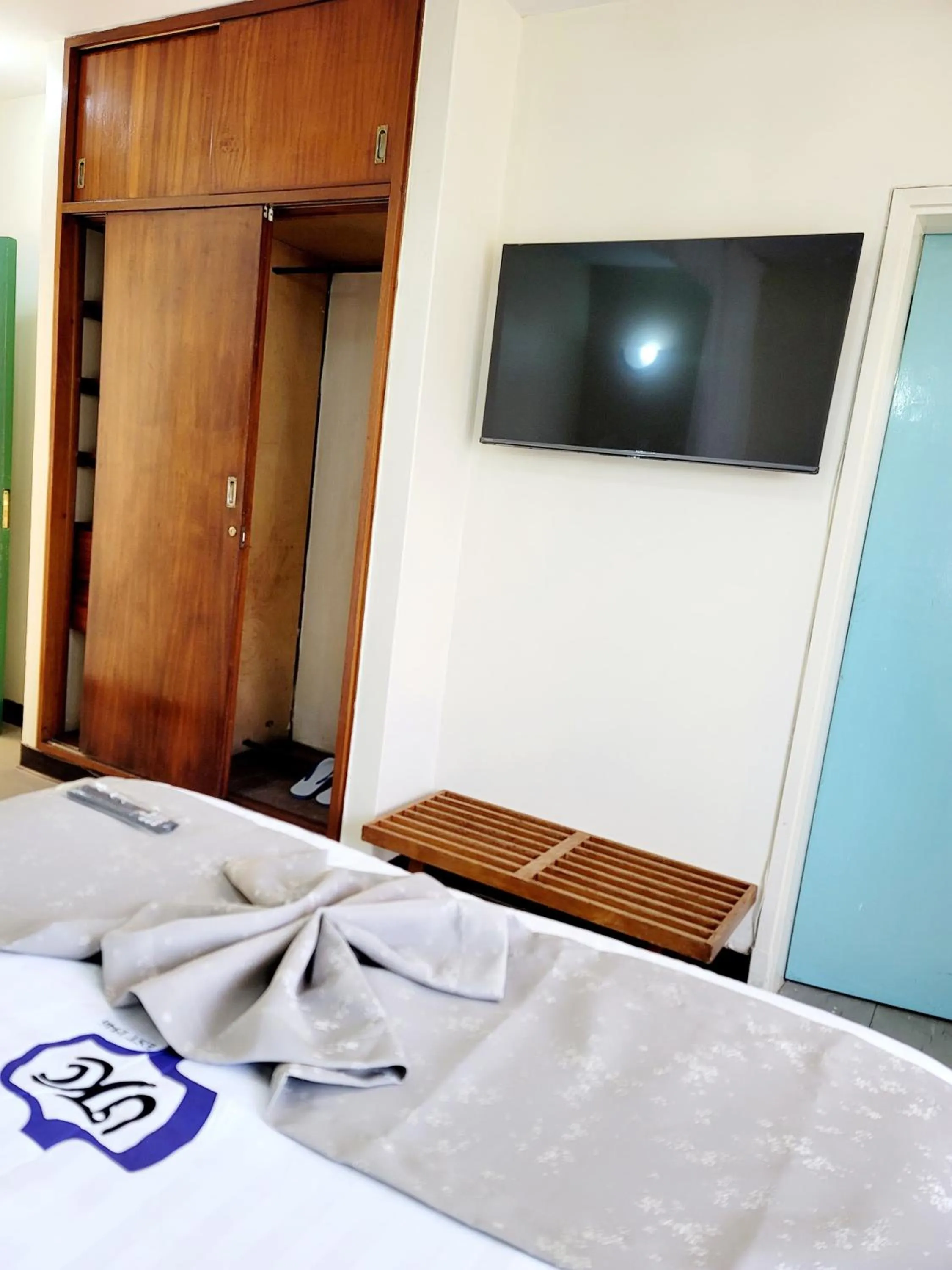 Bed in United Kenya Club