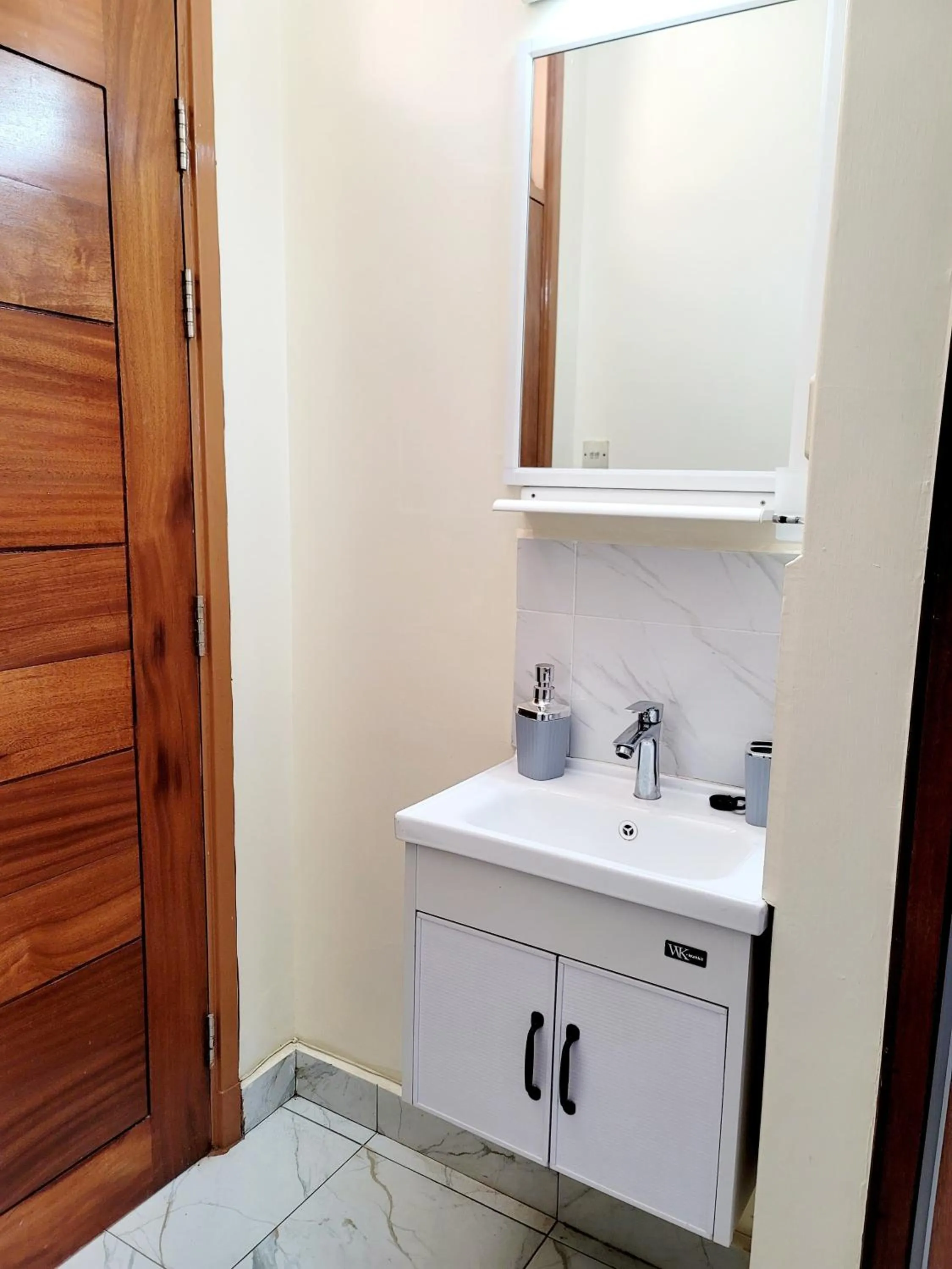 Bathroom in United Kenya Club