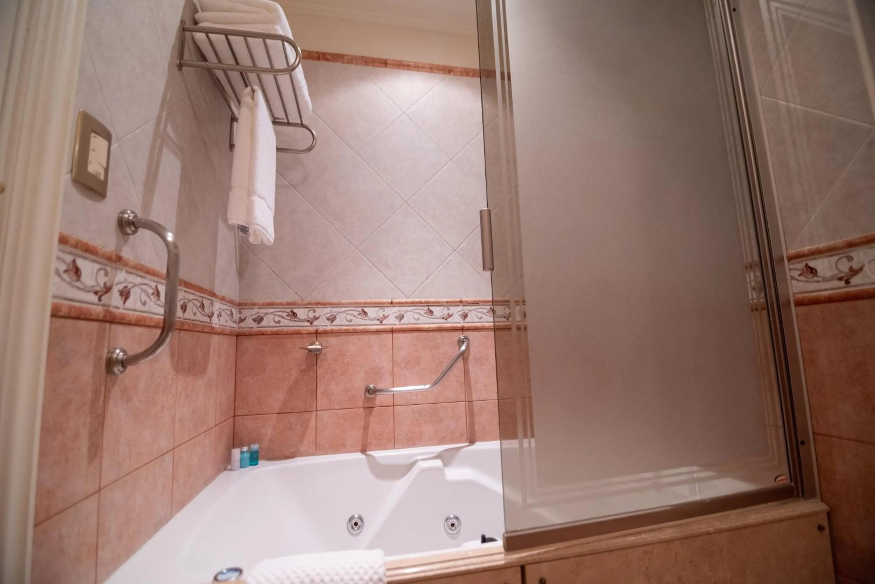 Epic Hotel Villa Mercedes