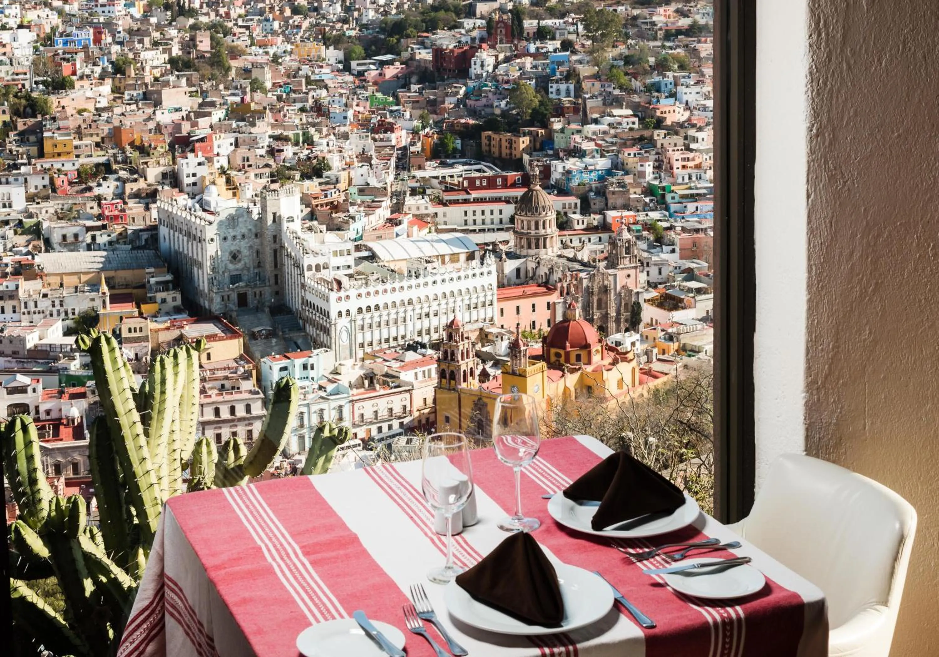 Restaurant/Places to Eat in Mision Grand Casa Colorada