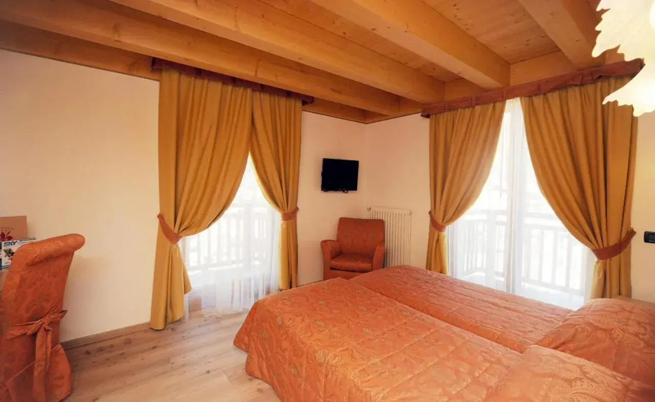 Quadruple Room in Residence Garnì Il Giglio Quadruple Room in Residence Garnì Il Giglio