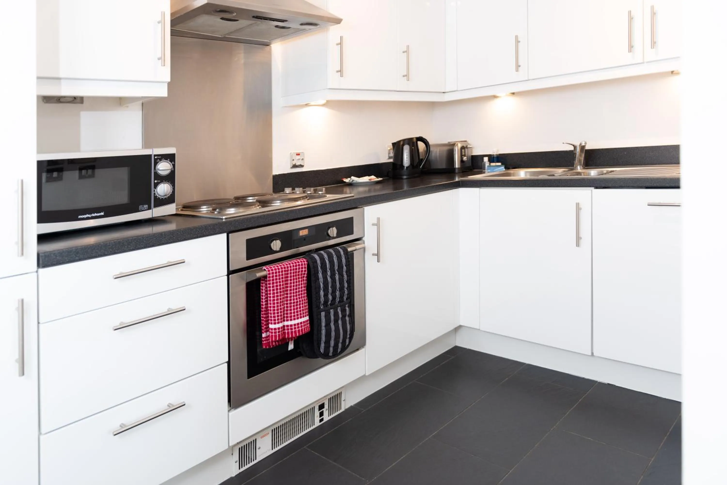 Kitchen or kitchenette in City Stay Apartments - Hub