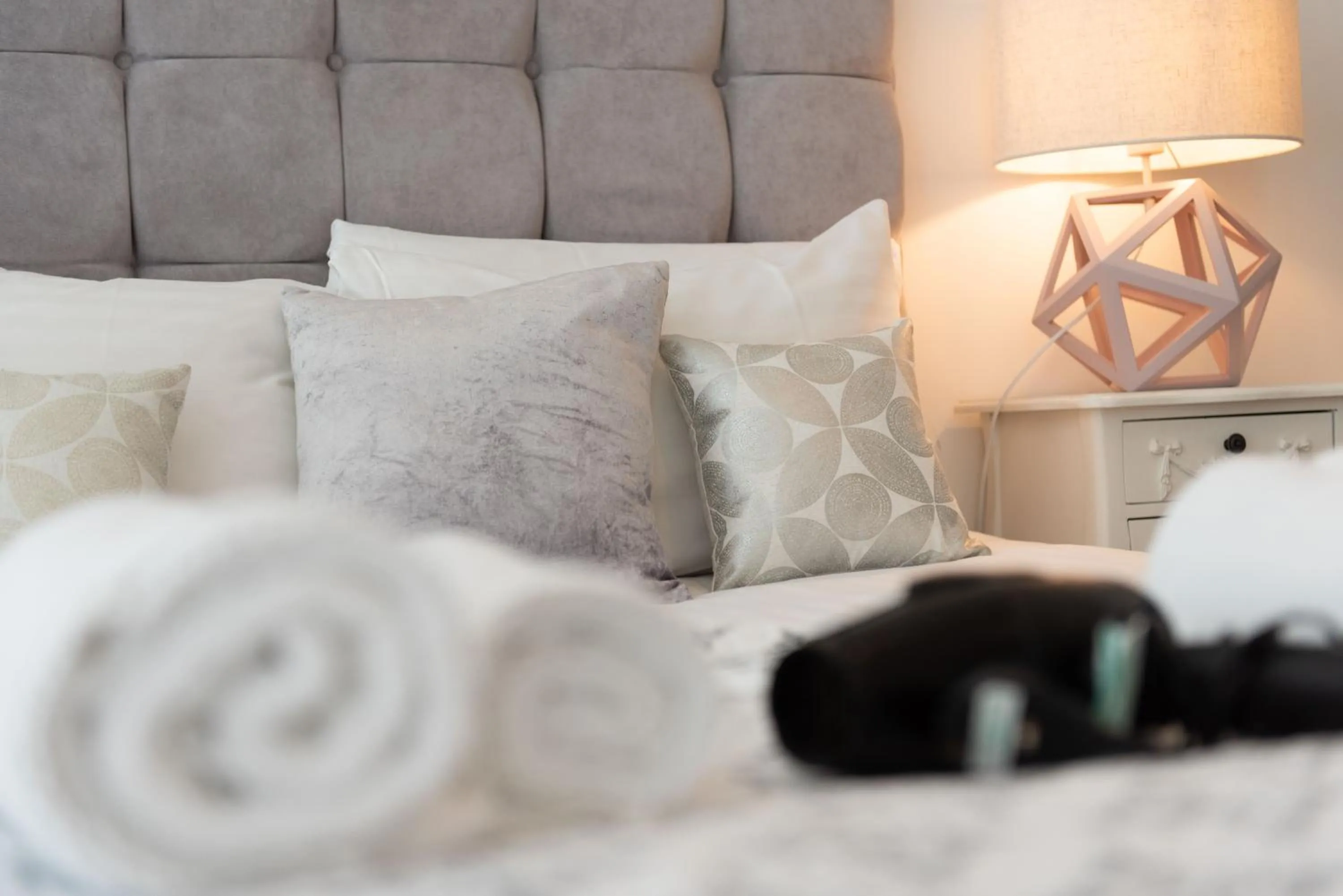 Bed in City Stay Apartments - Hub