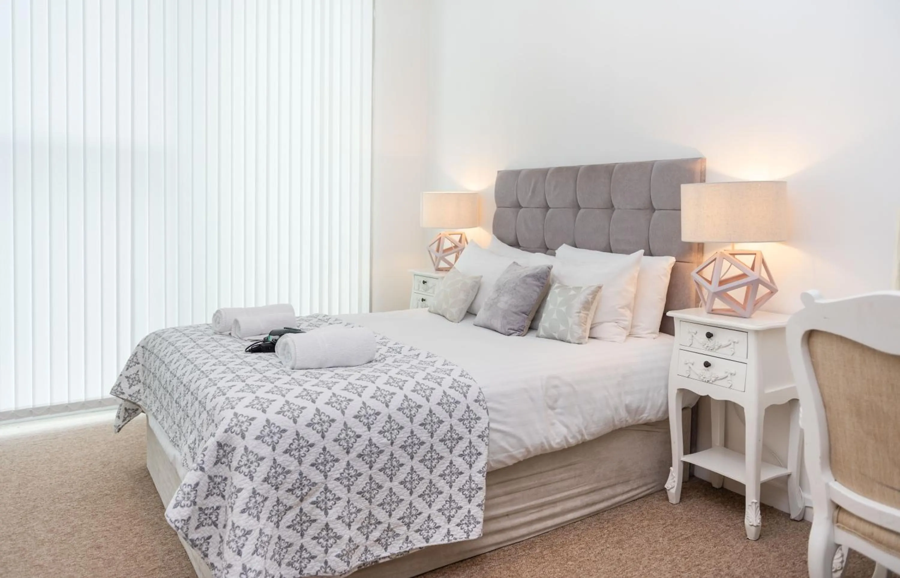 Bed in City Stay Apartments - Hub