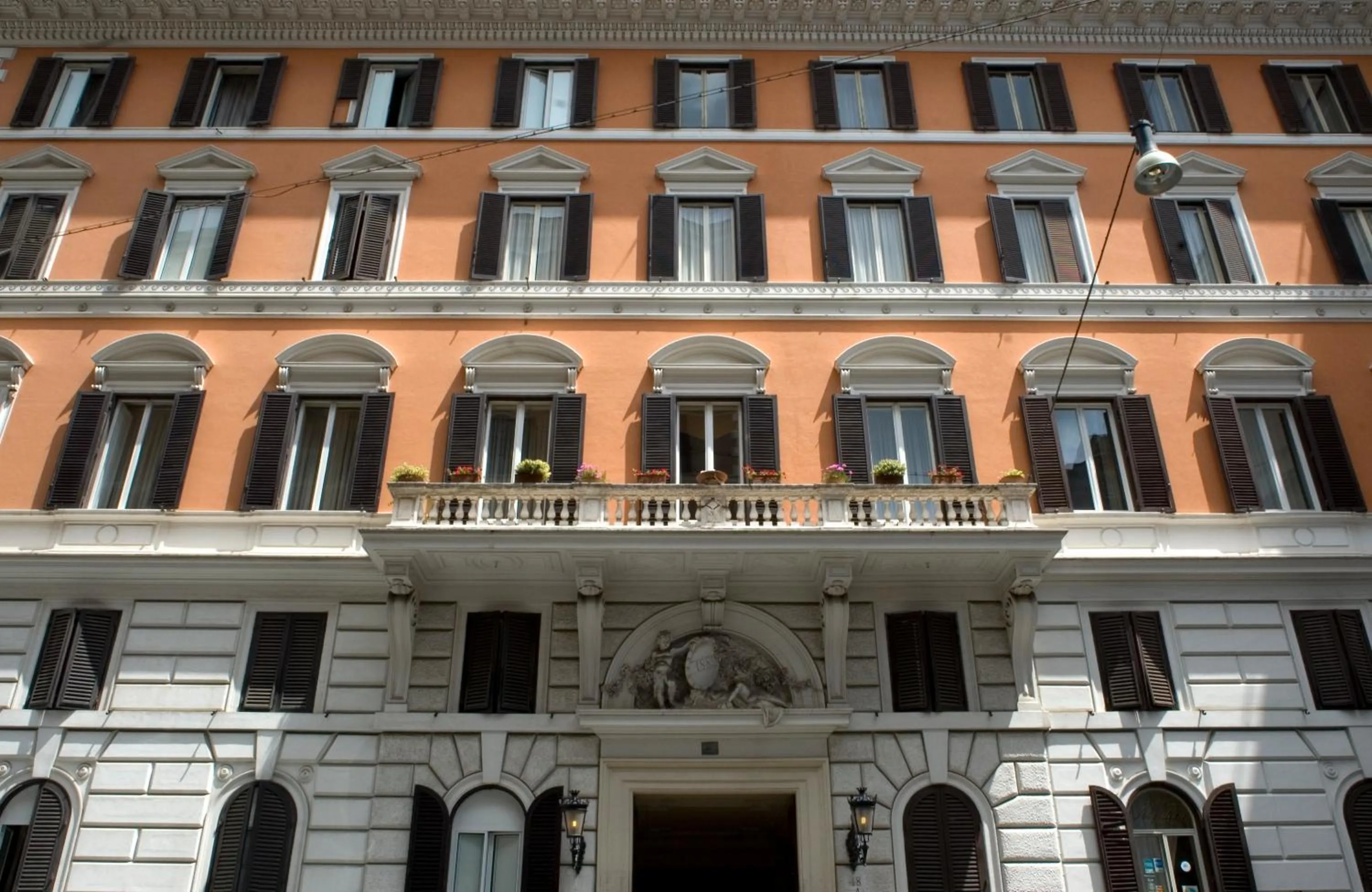 Facade/entrance in Hotel Aberdeen