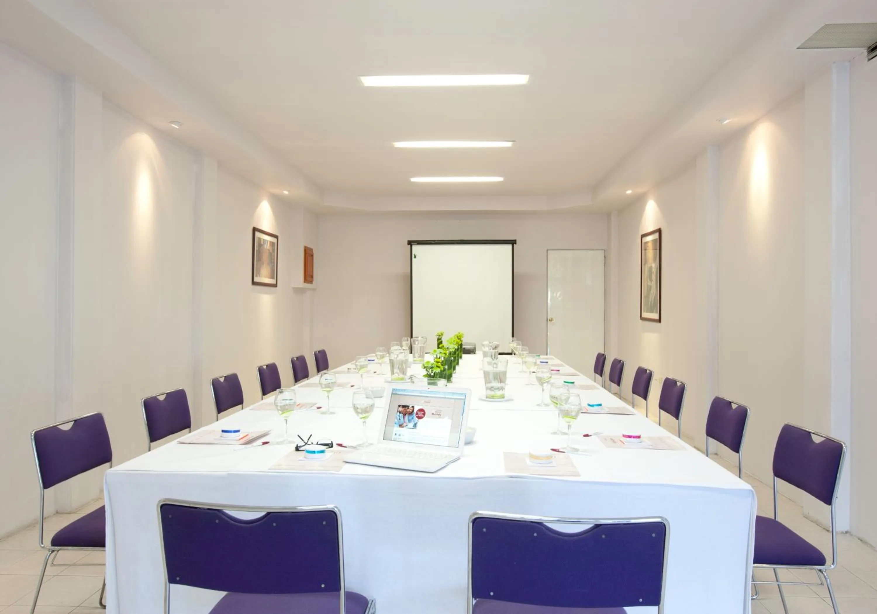 Meeting/conference room in Mision Express Celaya