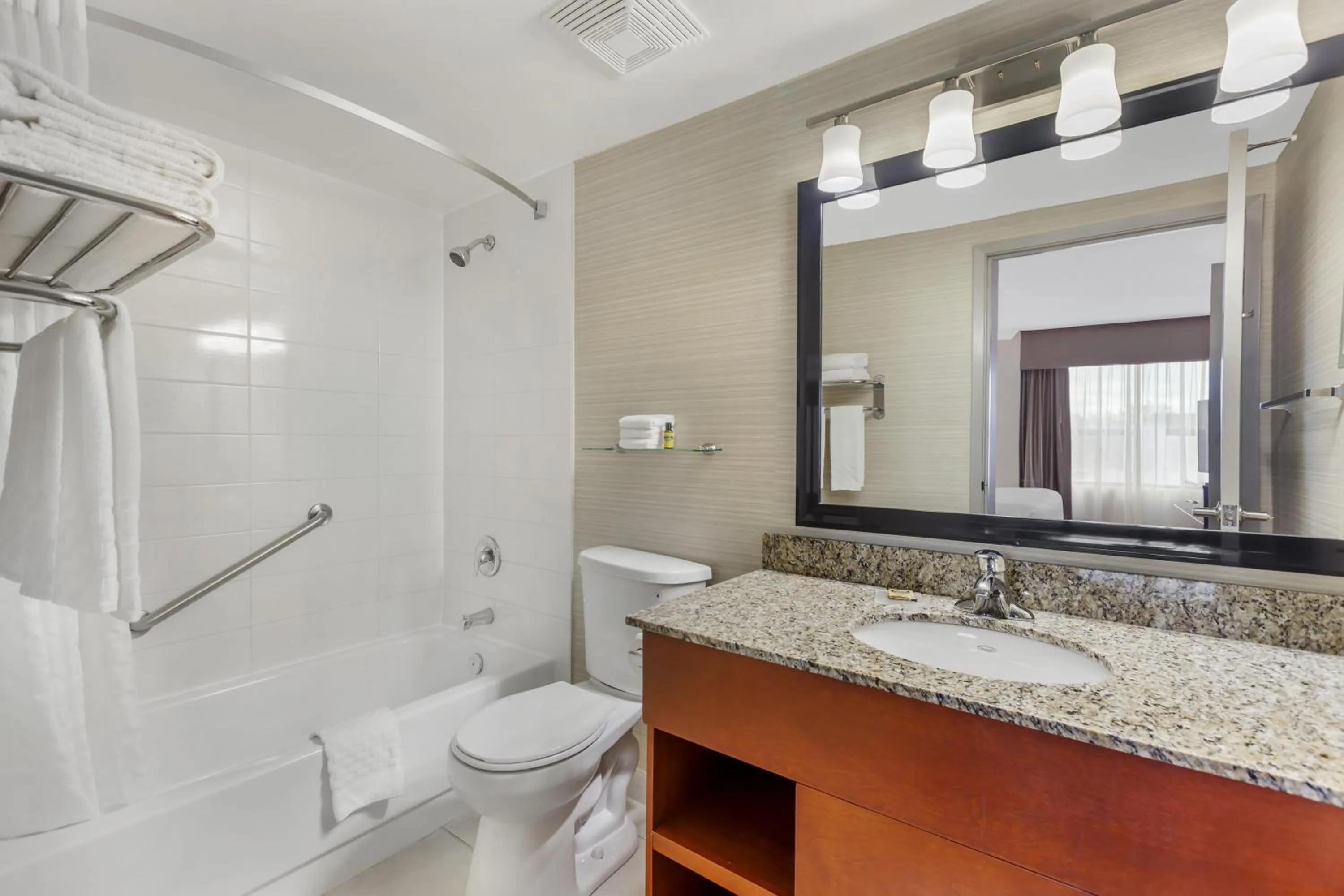 Bathroom in Best Western Plus Rose City Suites