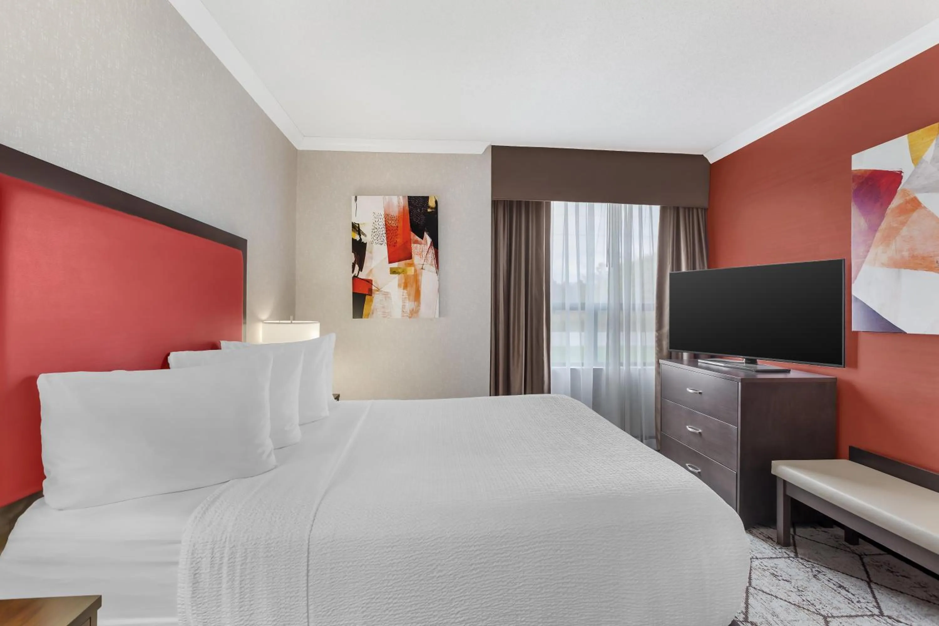 Bedroom, Bed in Best Western Plus Rose City Suites