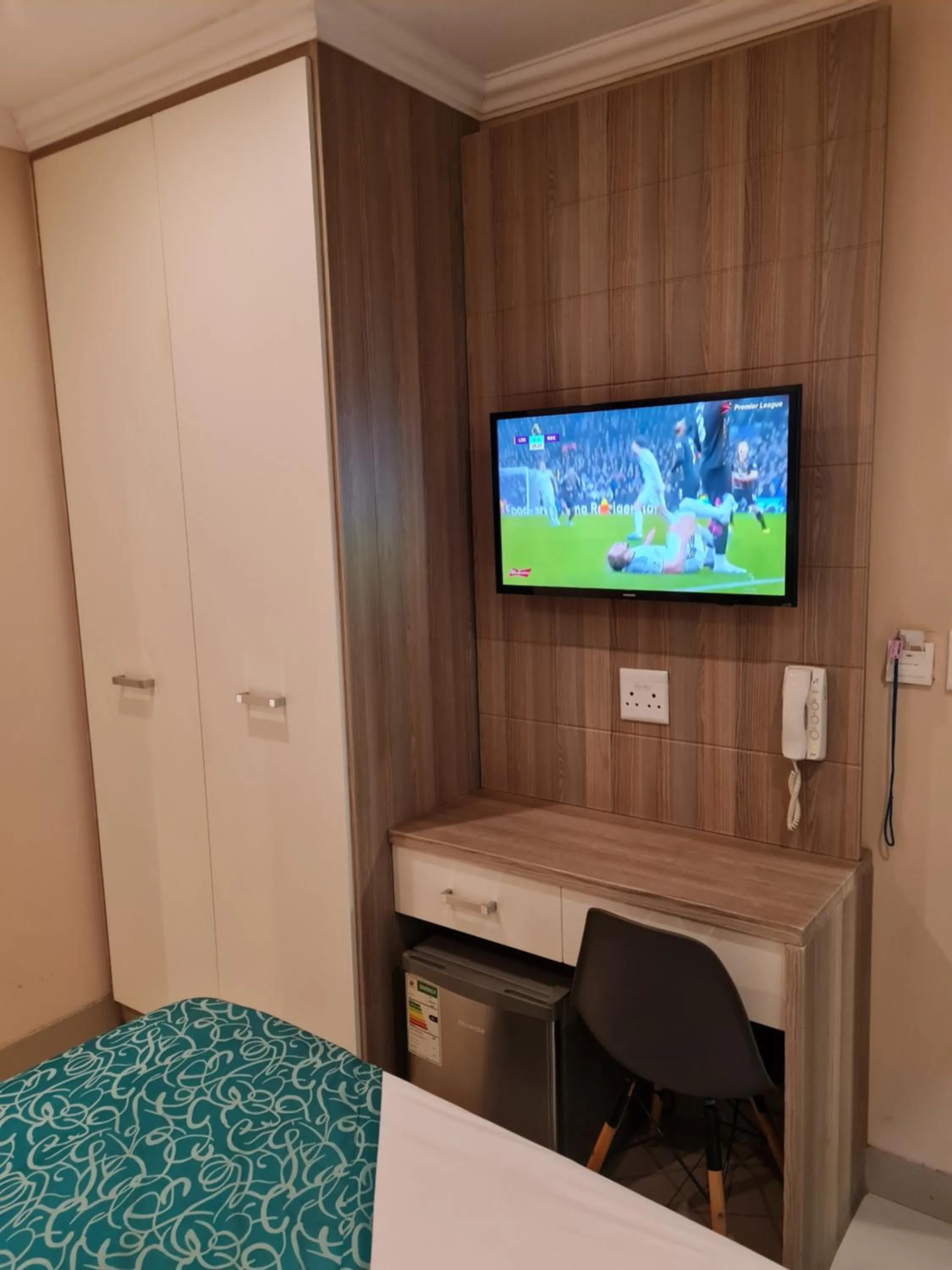 Bed in Solrand Hotel