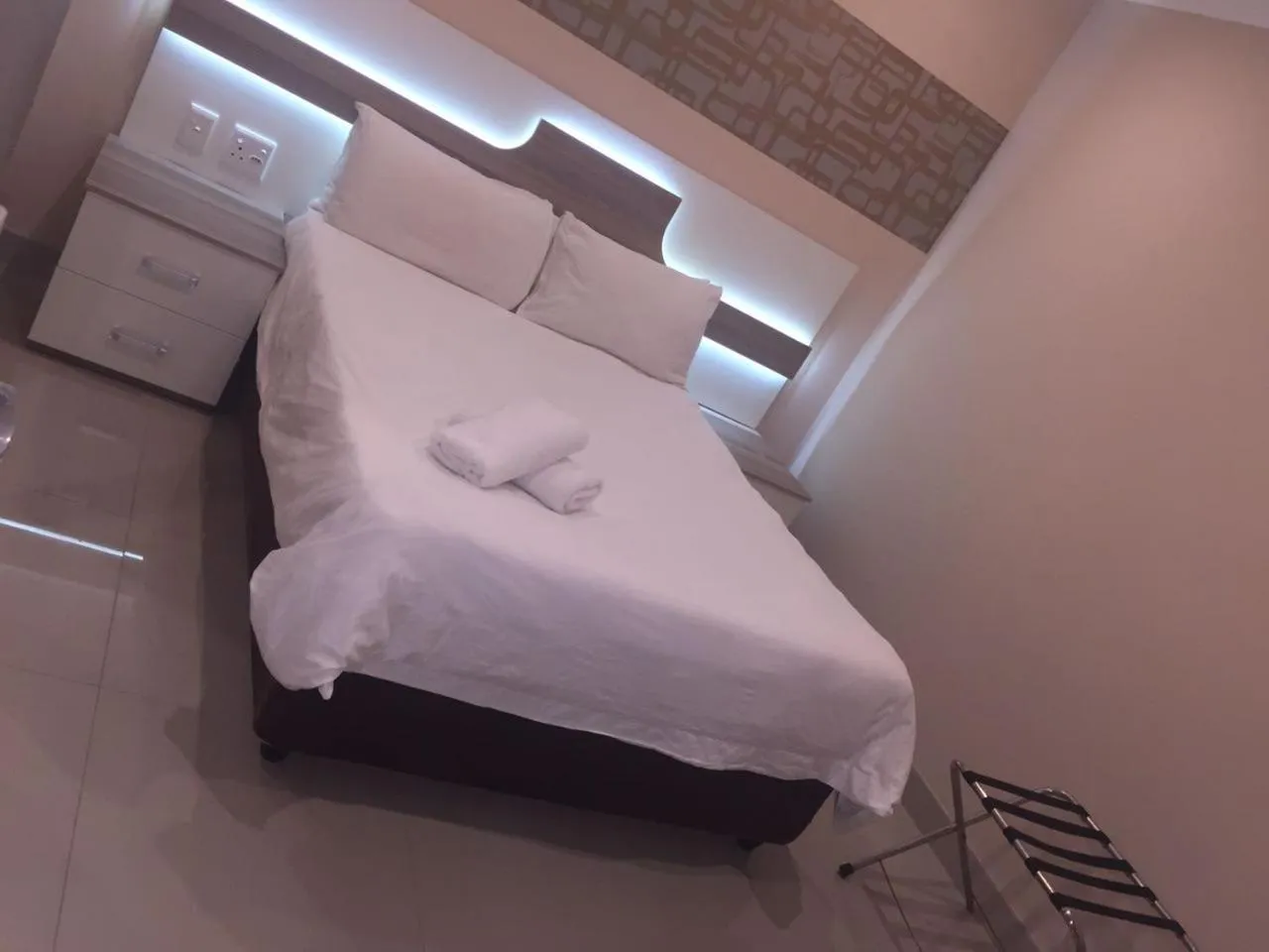 Bed in Solrand Hotel