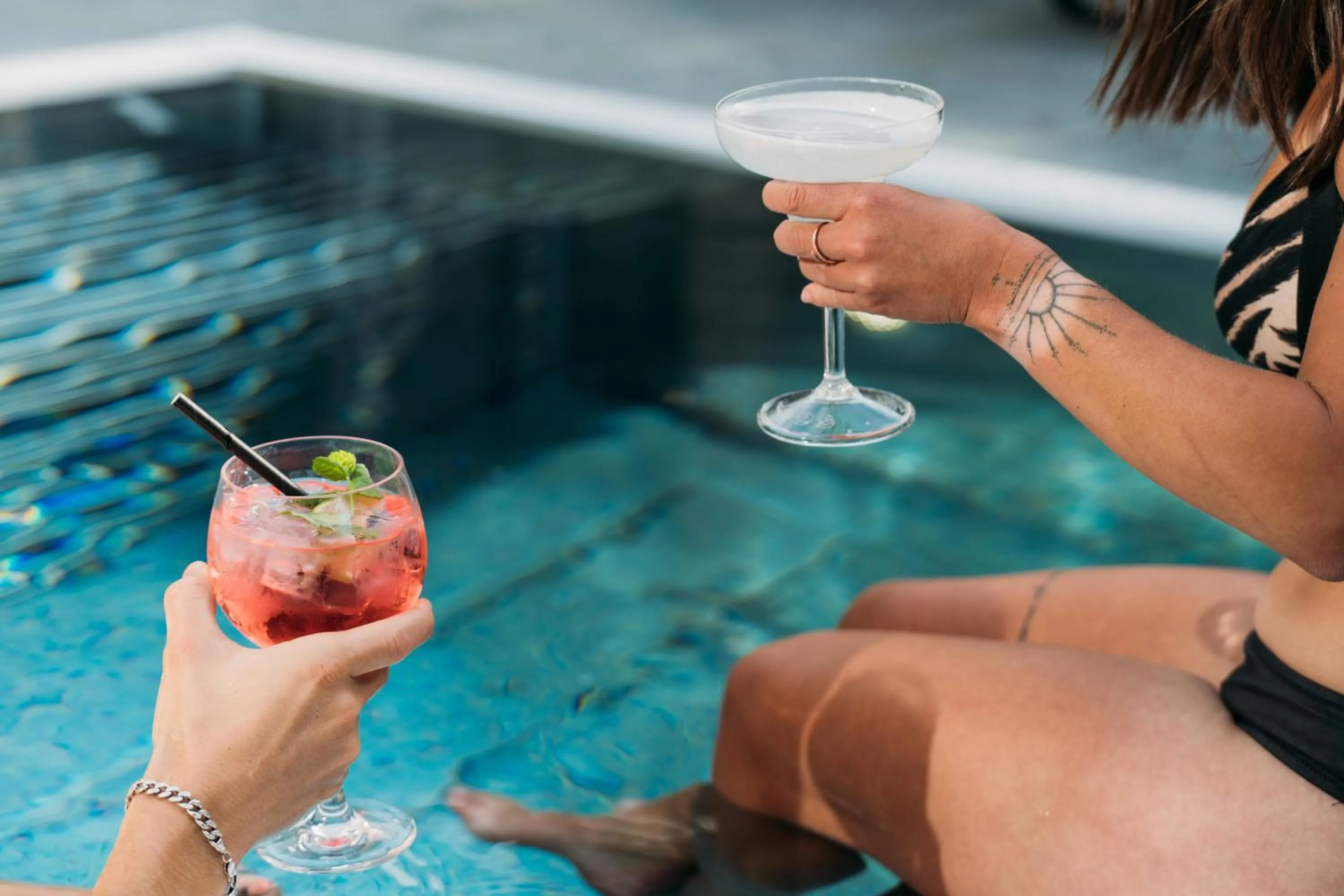 Hot Spring Bath in Hestraviken Hotell & Spa