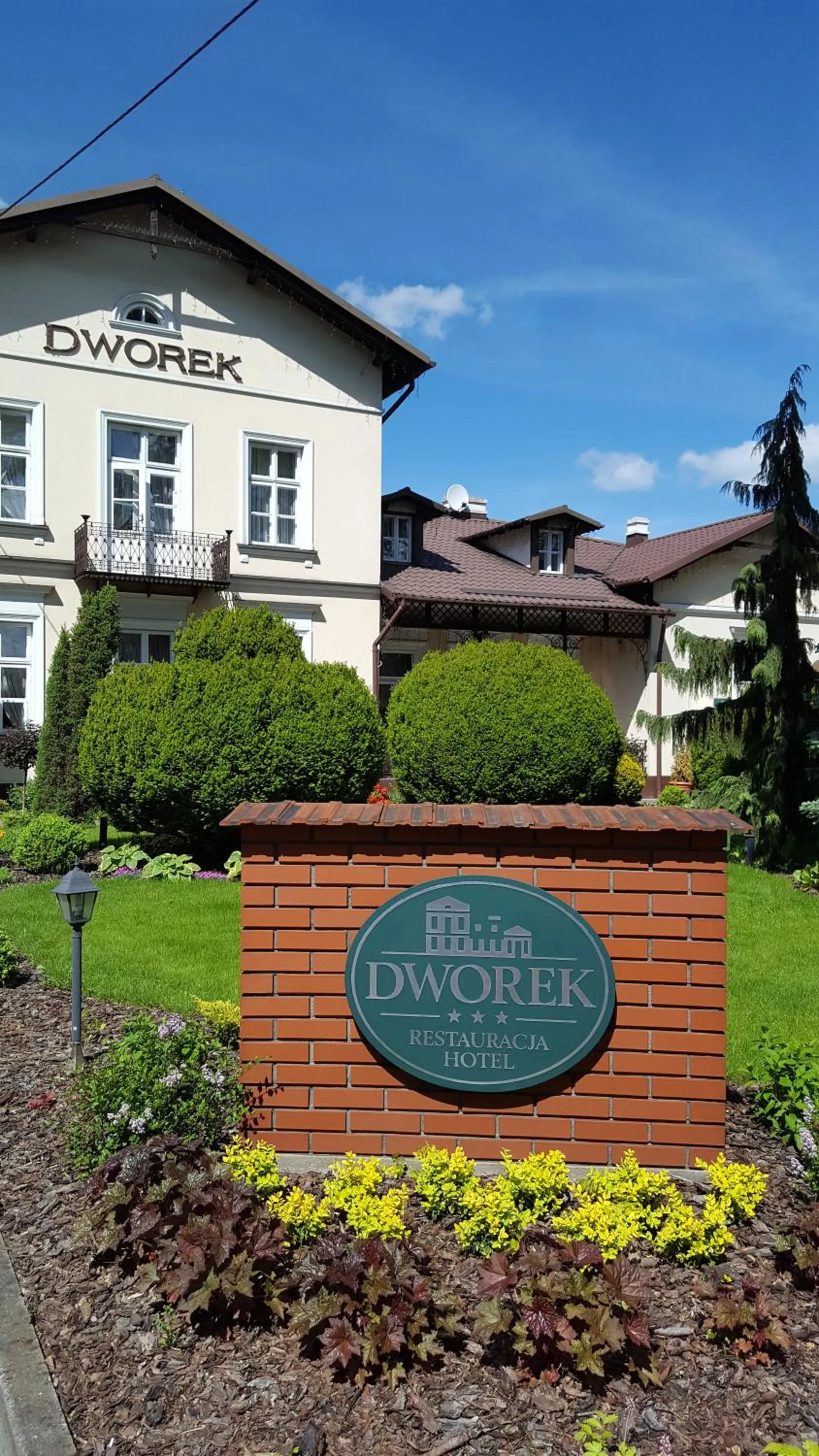Property building in Hotel Dworek***