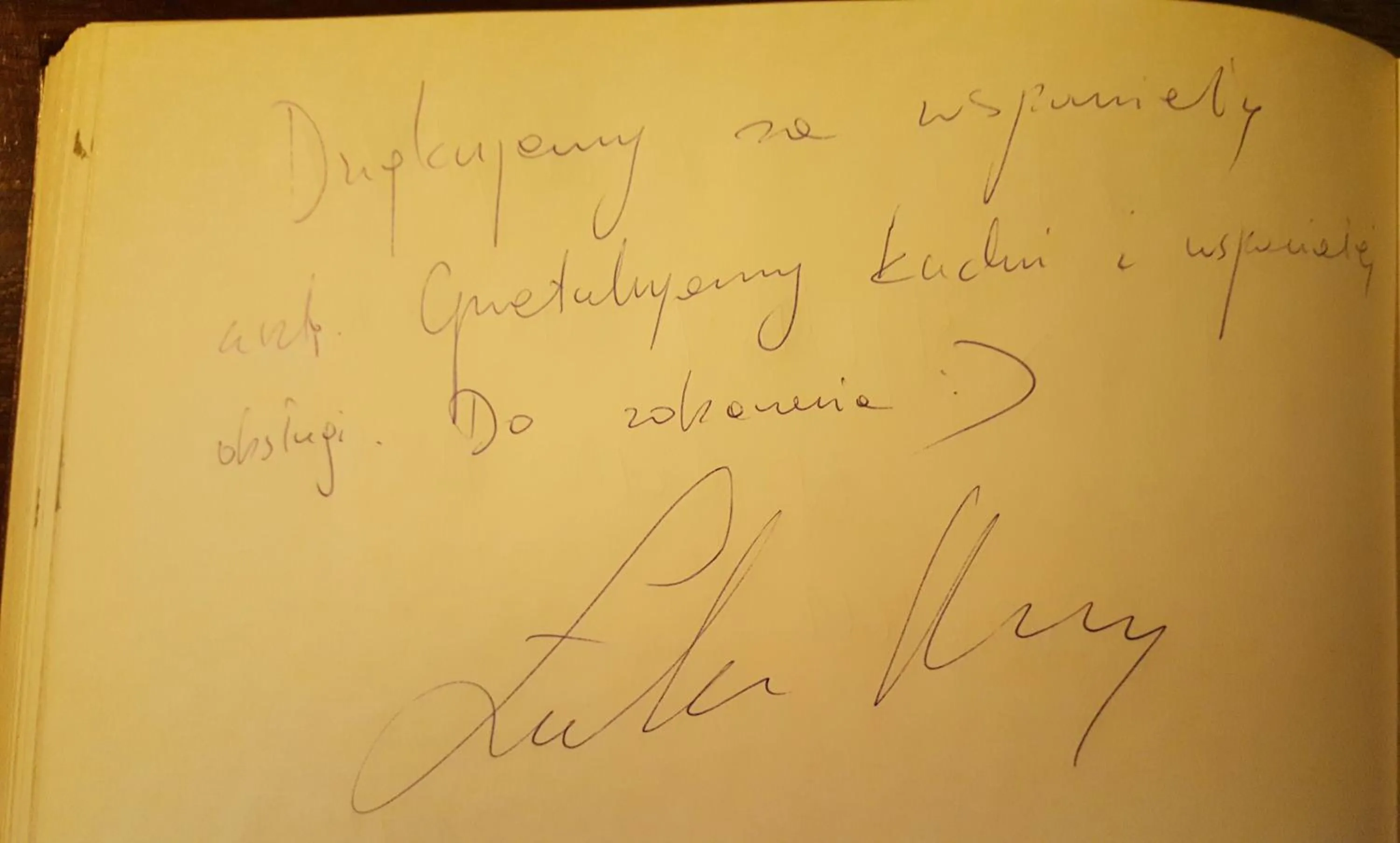 Text overlay in Hotel Dworek***