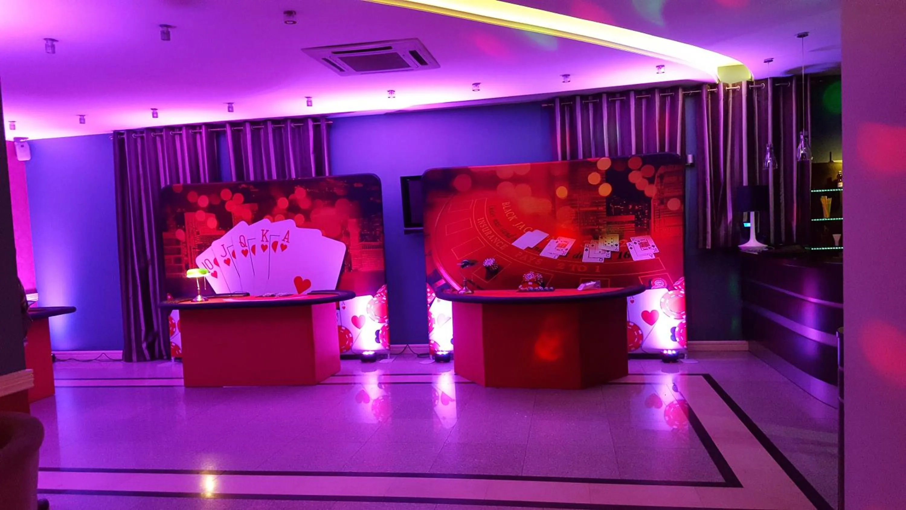 People in Hotel Dworek***