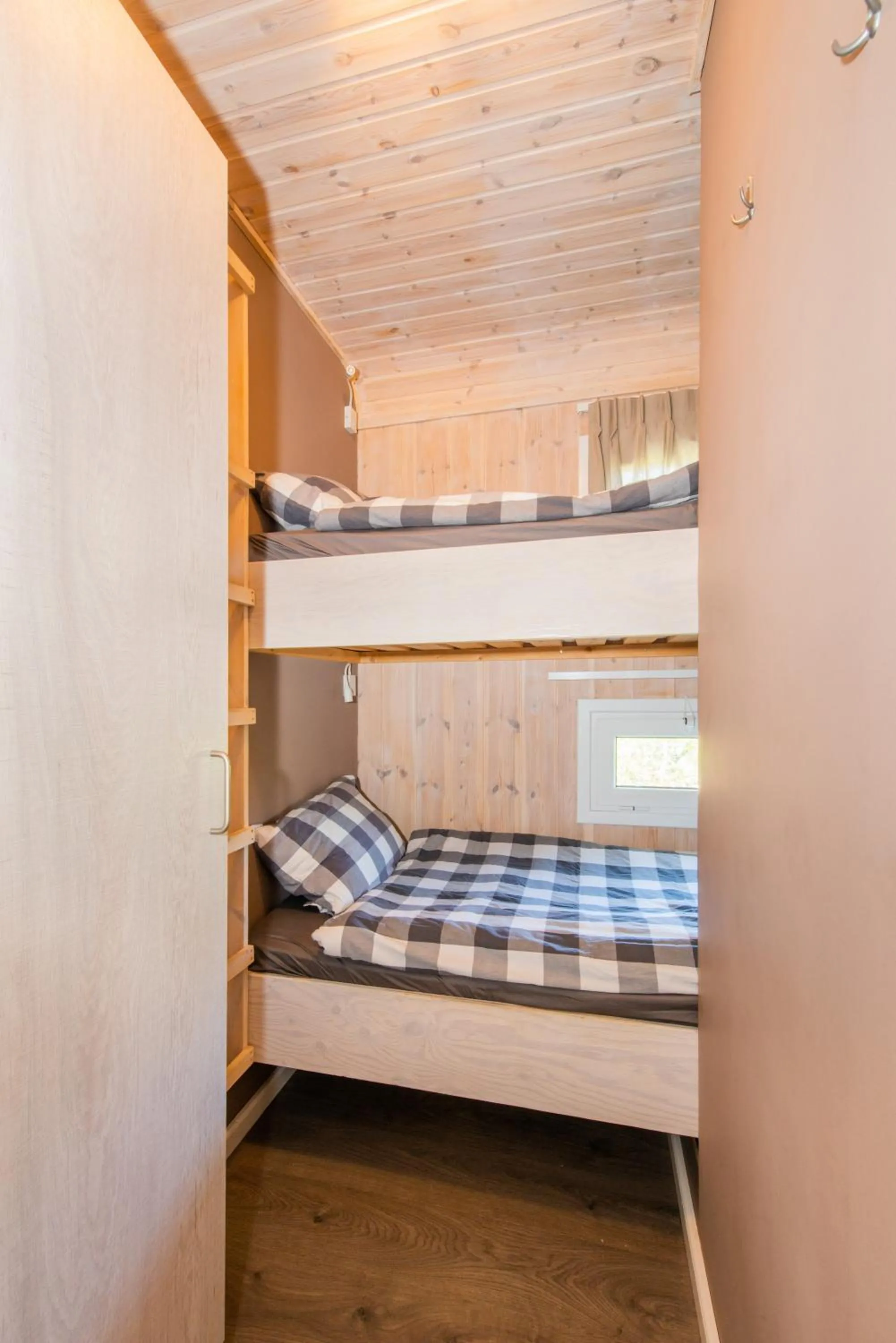 Property building, Bed in Hakuna Matata Holidays Agalia with airco & pool in Greek Olive Grove