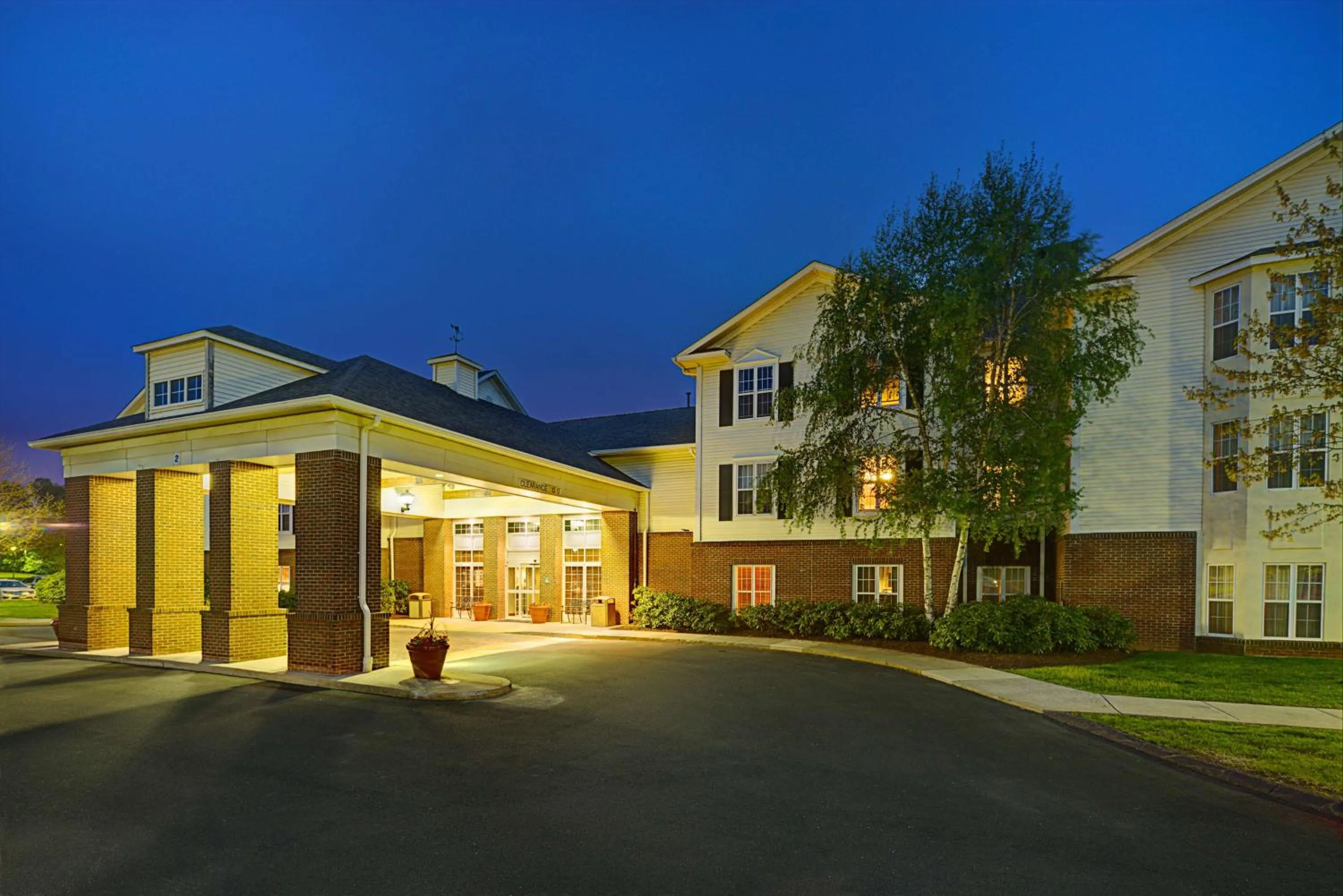 Property building in Homewood Suites by Hilton Hartford-Farmington