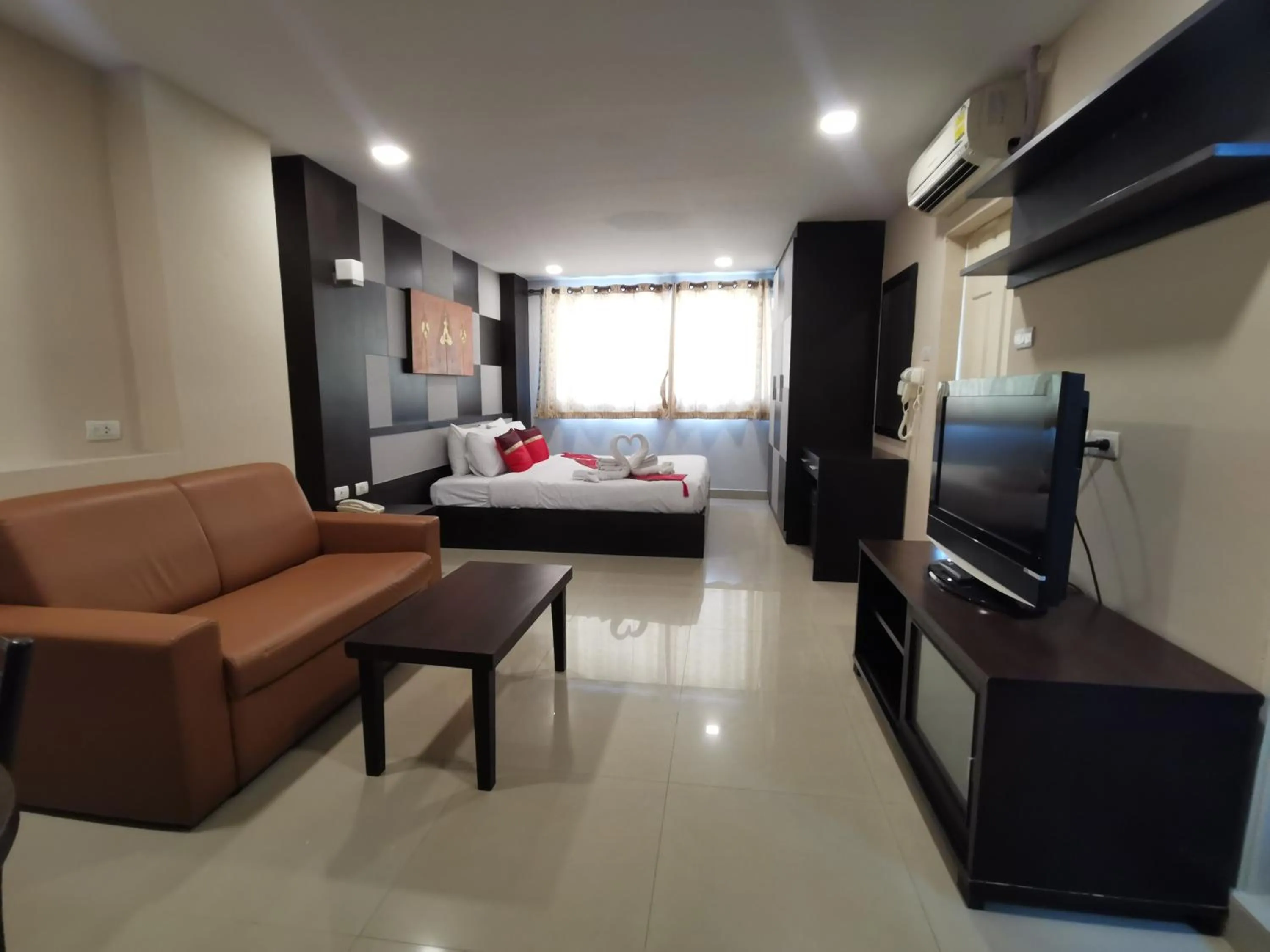 Photo of the whole room in Regent Suvarnabhumi Hotel