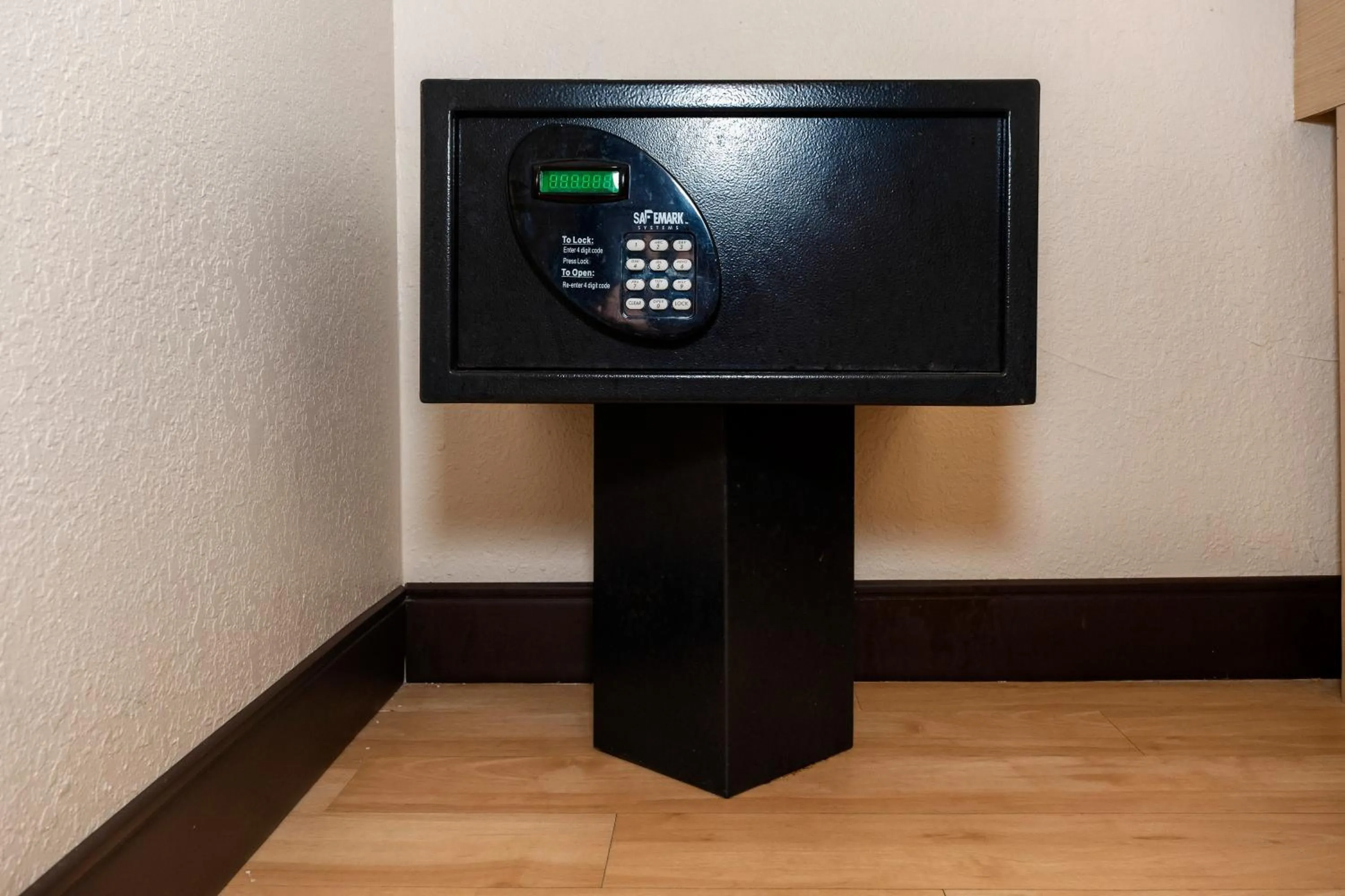 safe in Red Roof Inn PLUS+ & Suites Naples Downtown-5th Ave S