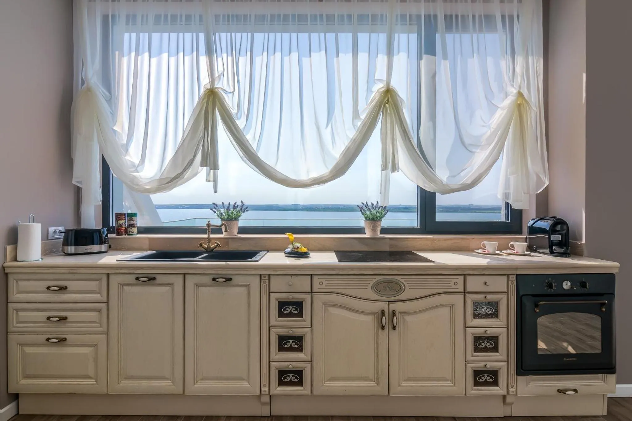 TV and multimedia in Nyota Hotel & Conference Center