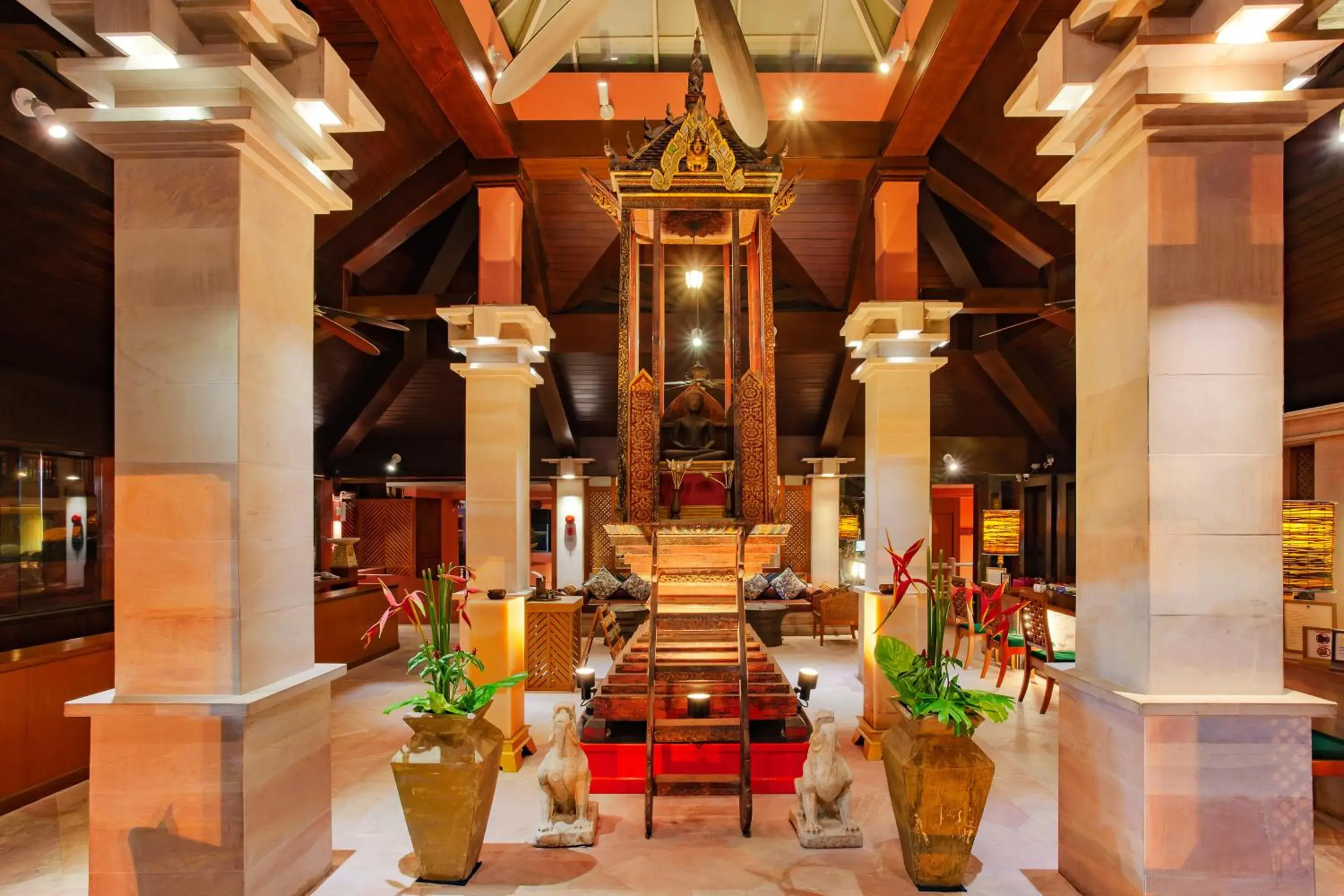Lobby or reception in Seaview Patong Hotel - SHA Plus Lobby or reception in Seaview Patong Hotel - SHA Plus