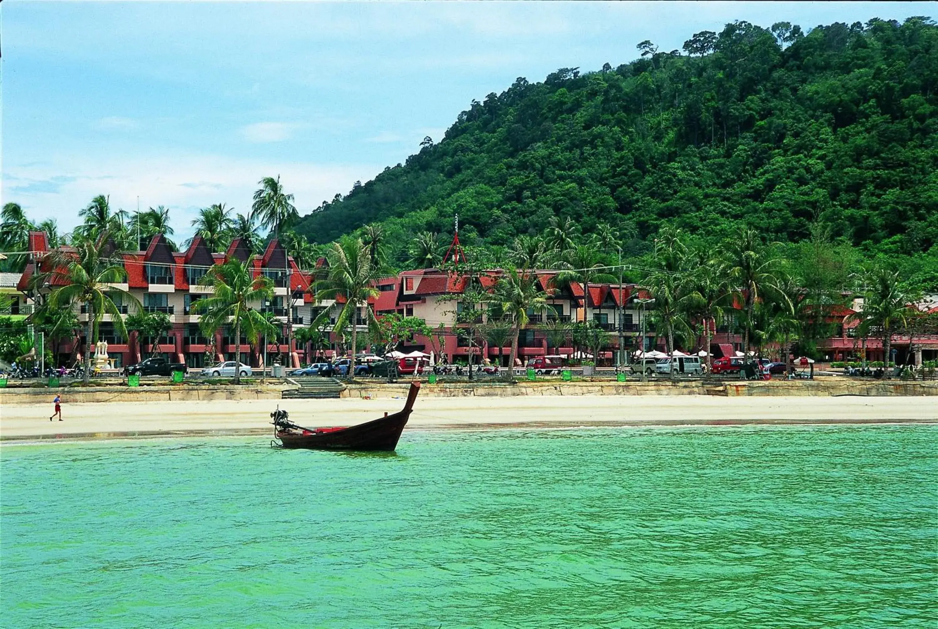 Beach in Seaview Patong Hotel - SHA Plus Beach in Seaview Patong Hotel - SHA Plus