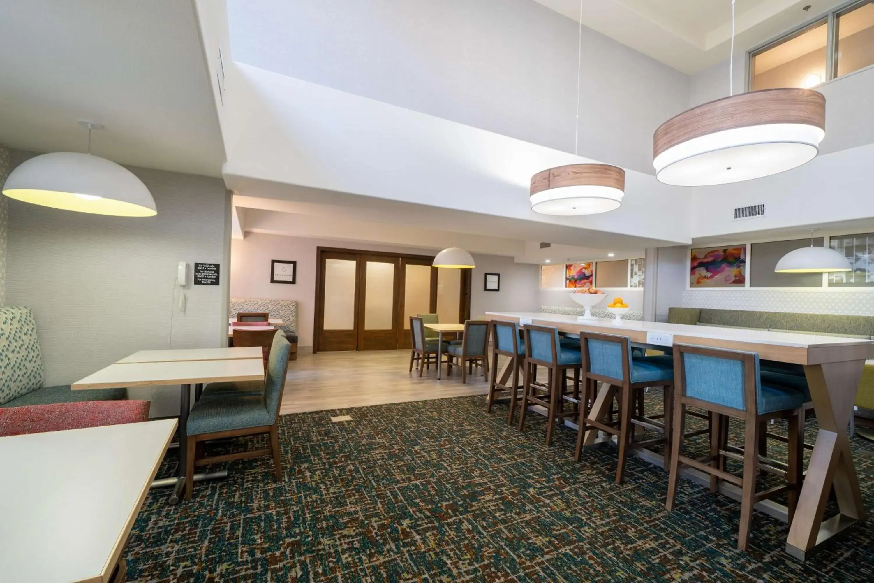 Restaurant/places to eat in Hampton Inn & Suites Modesto - Salida Restaurant/places to eat in Hampton Inn & Suites Modesto - Salida