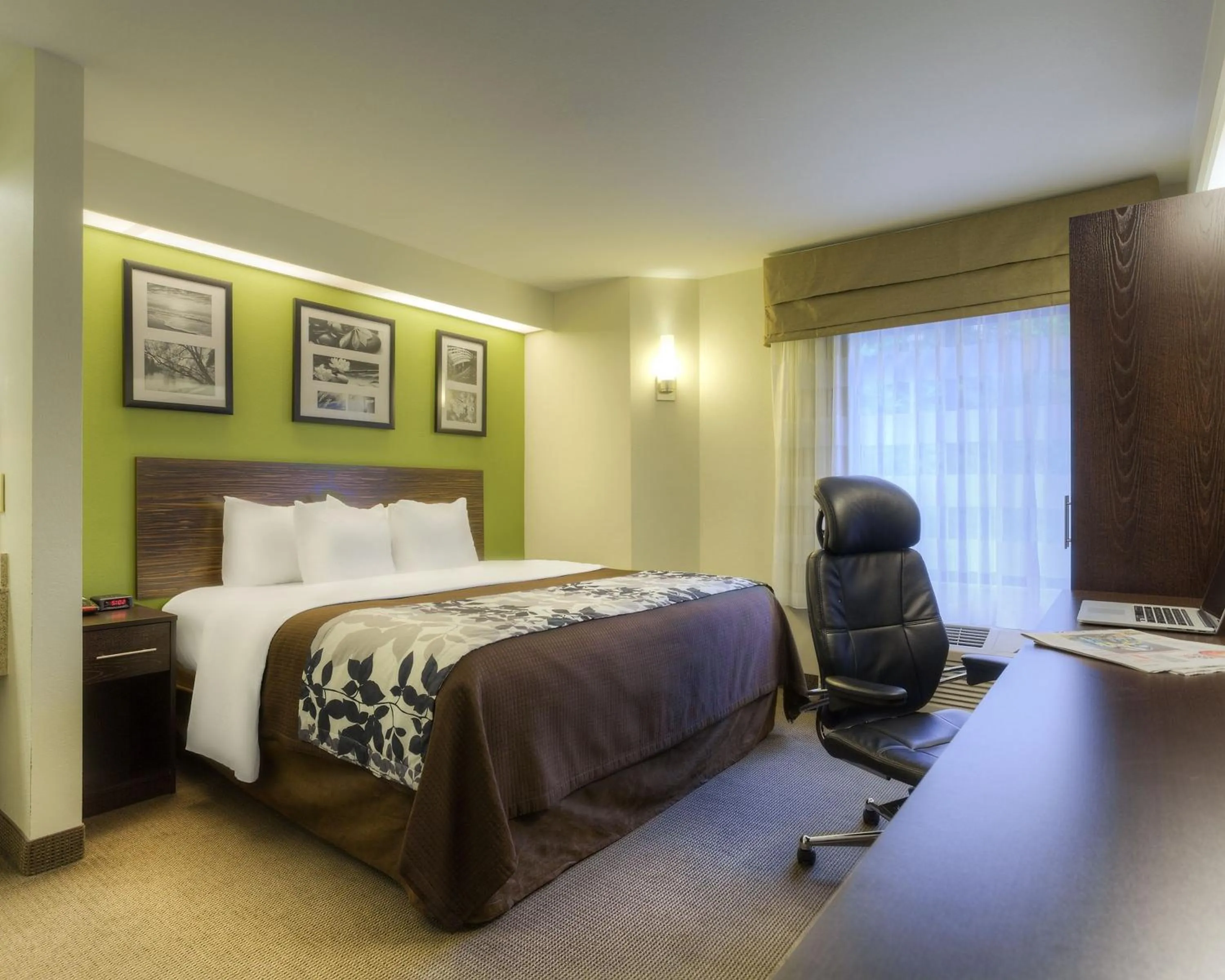 Bed in Sleep Inn Bryson City - Cherokee Area