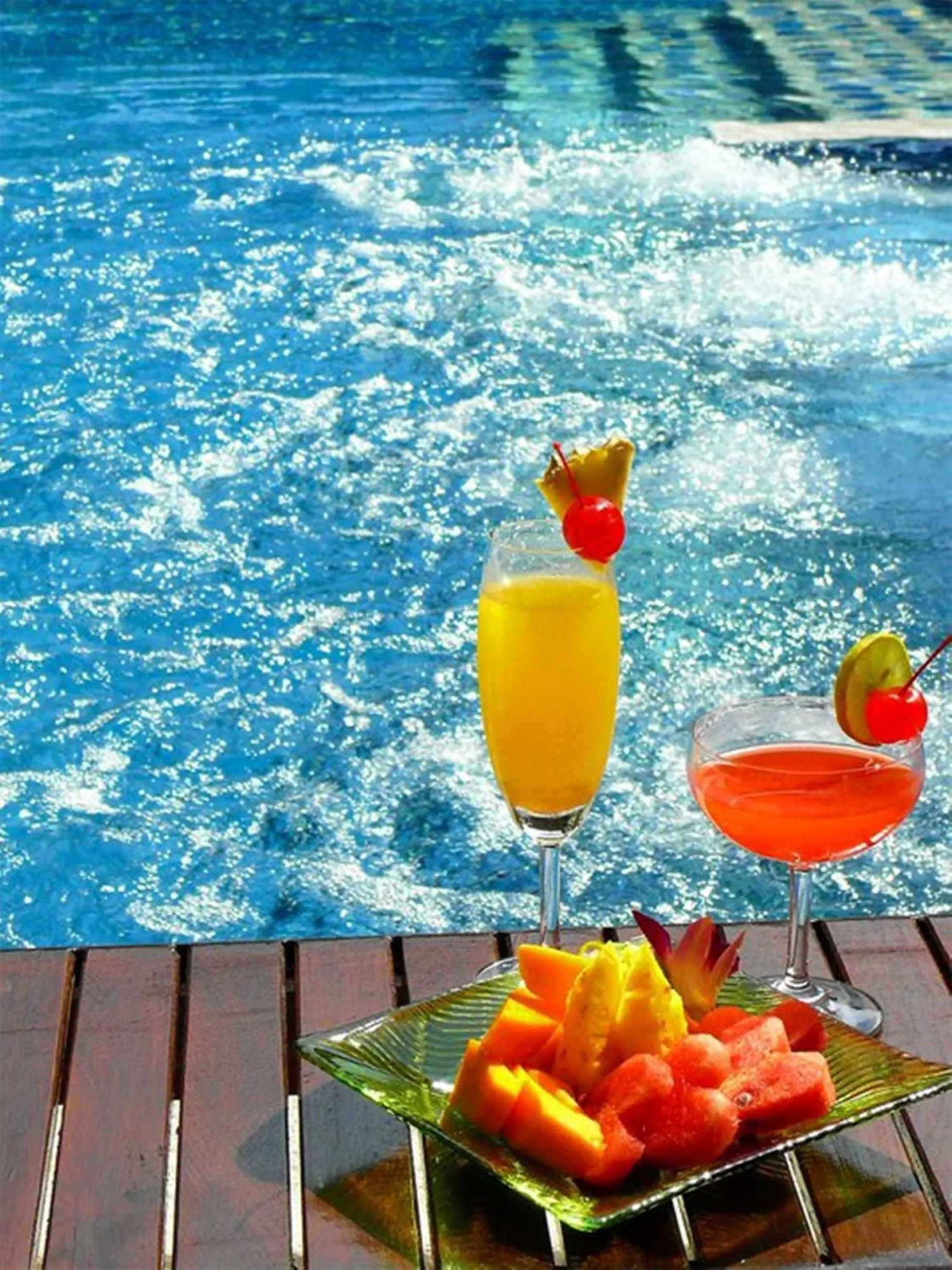 Food and drinks in Ananta Burin Resort - SHA Extra Plus