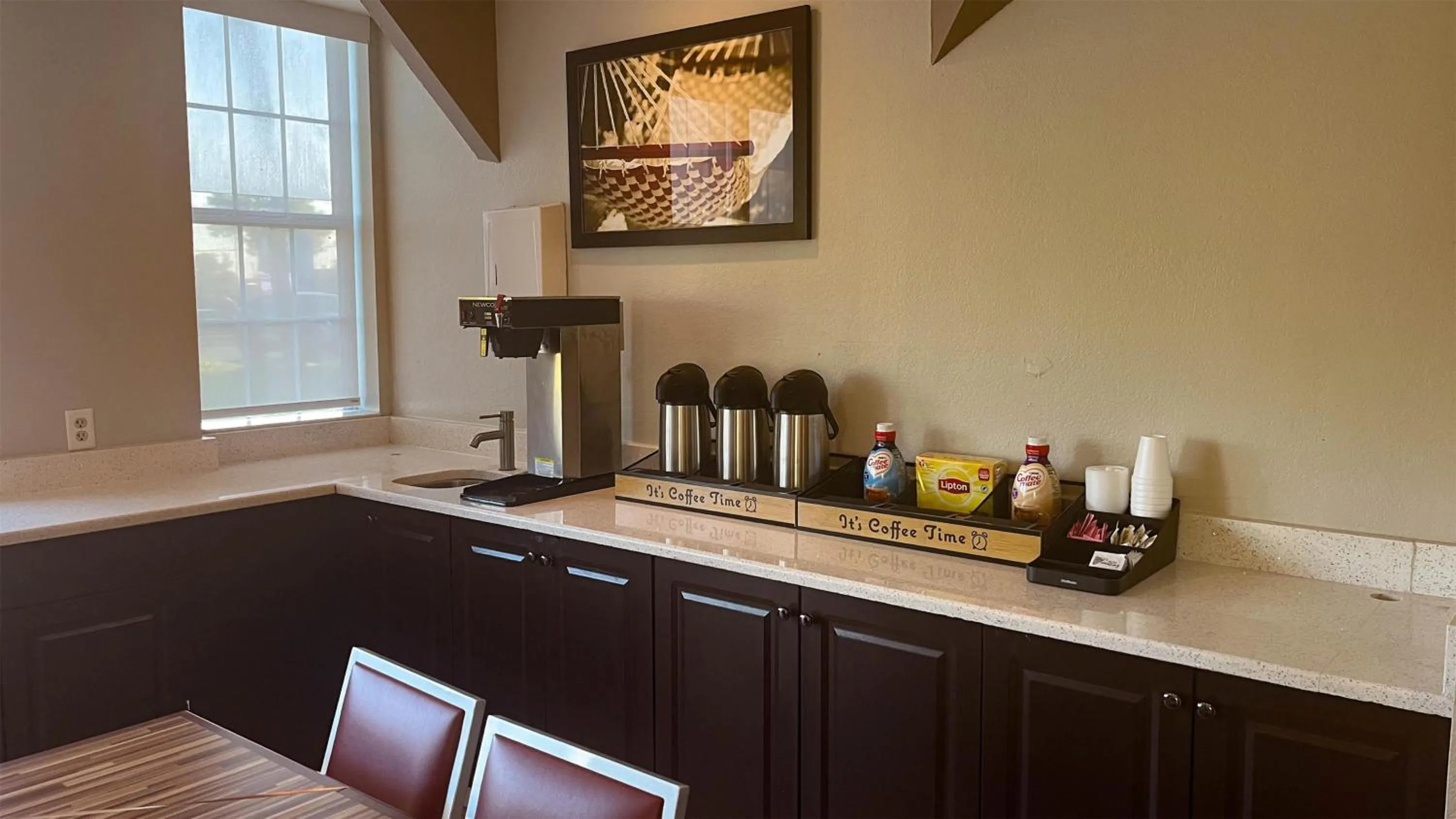 Food and drinks in Motel 6 Lake City, FL – Medical Center