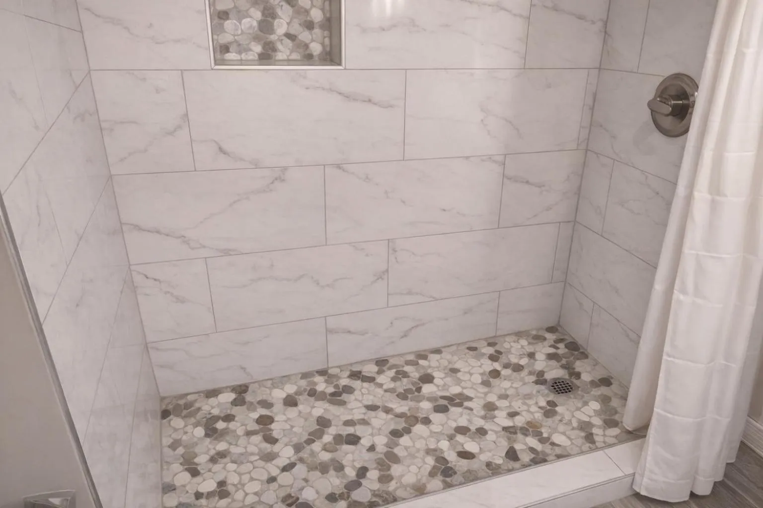 Shower in Motel 6 Lake City, FL – Medical Center