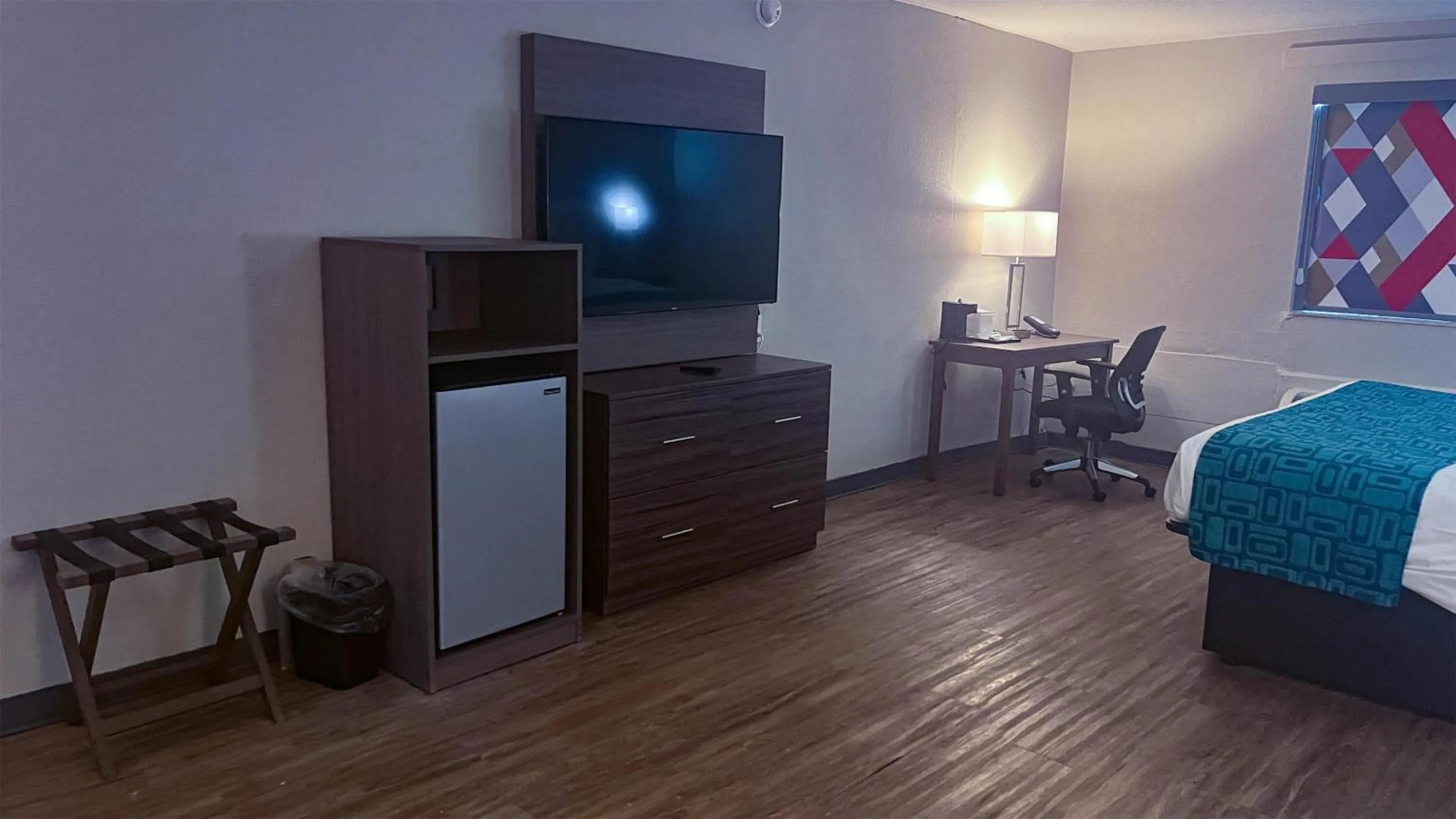 Bedroom, Bed in Motel 6 Lake City, FL – Medical Center