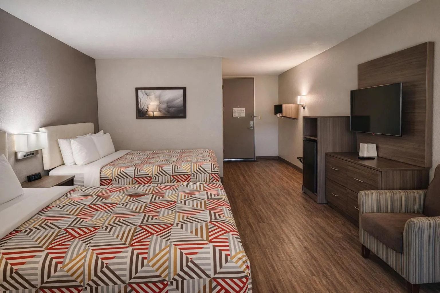 Bed in Motel 6 Lake City, FL – Medical Center