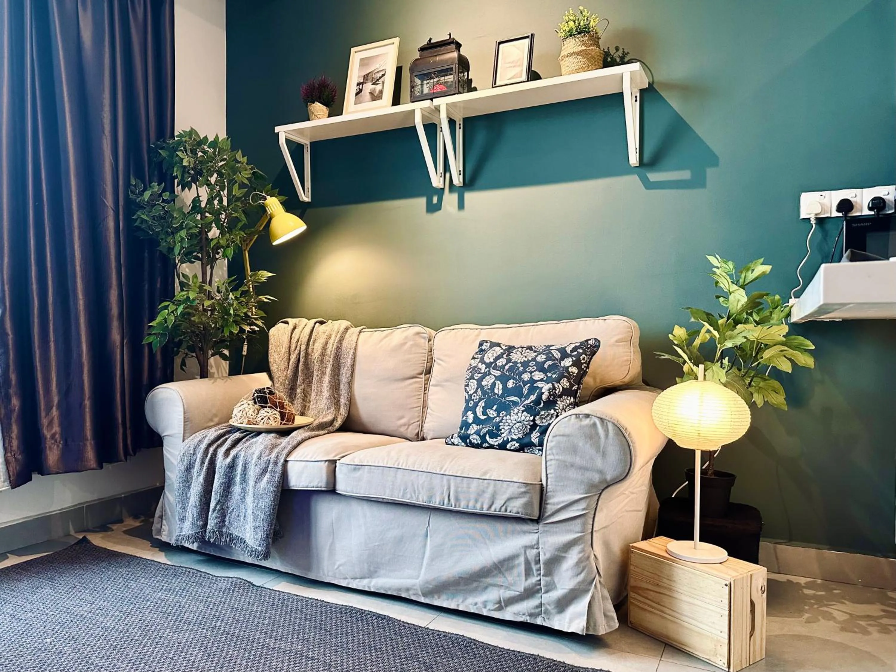 One-Bedroom Apartment in Cozy Kanvas Soho Suites