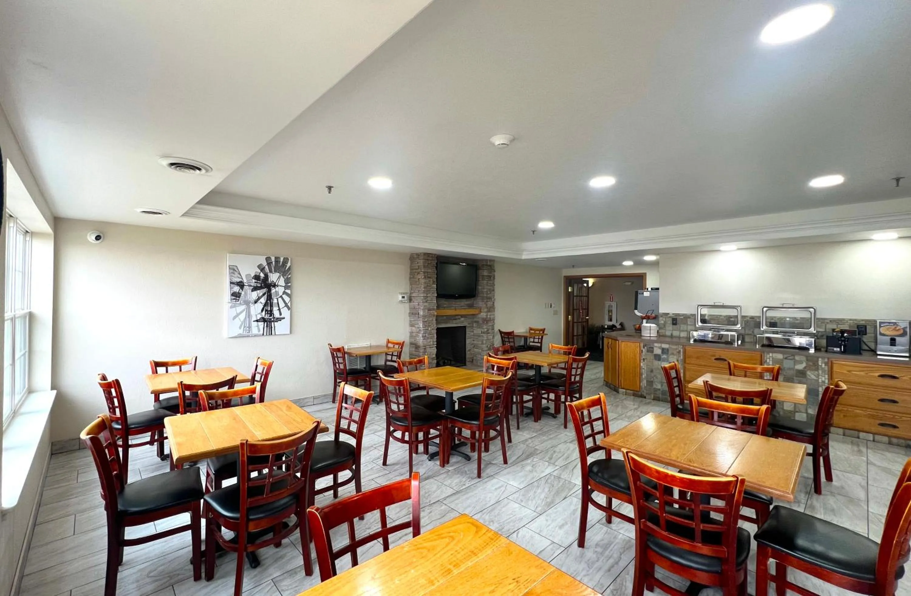 Breakfast in Van Buren Hotel